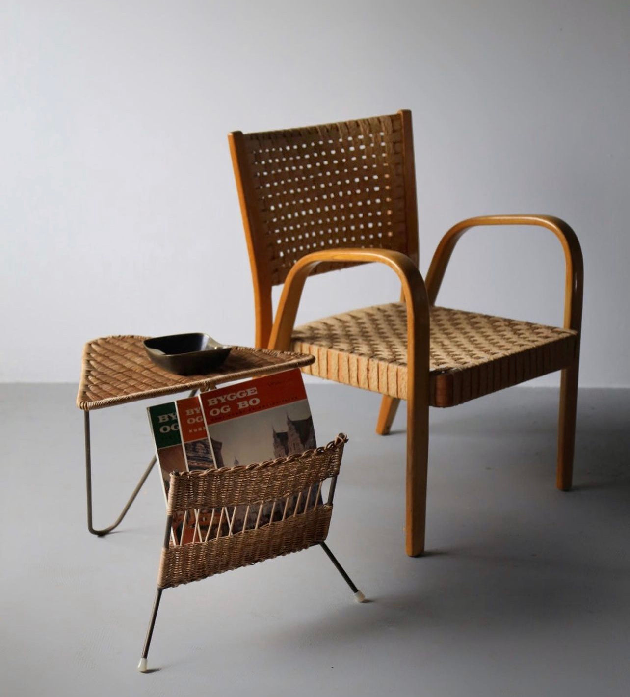 Rattan magazine rack side table