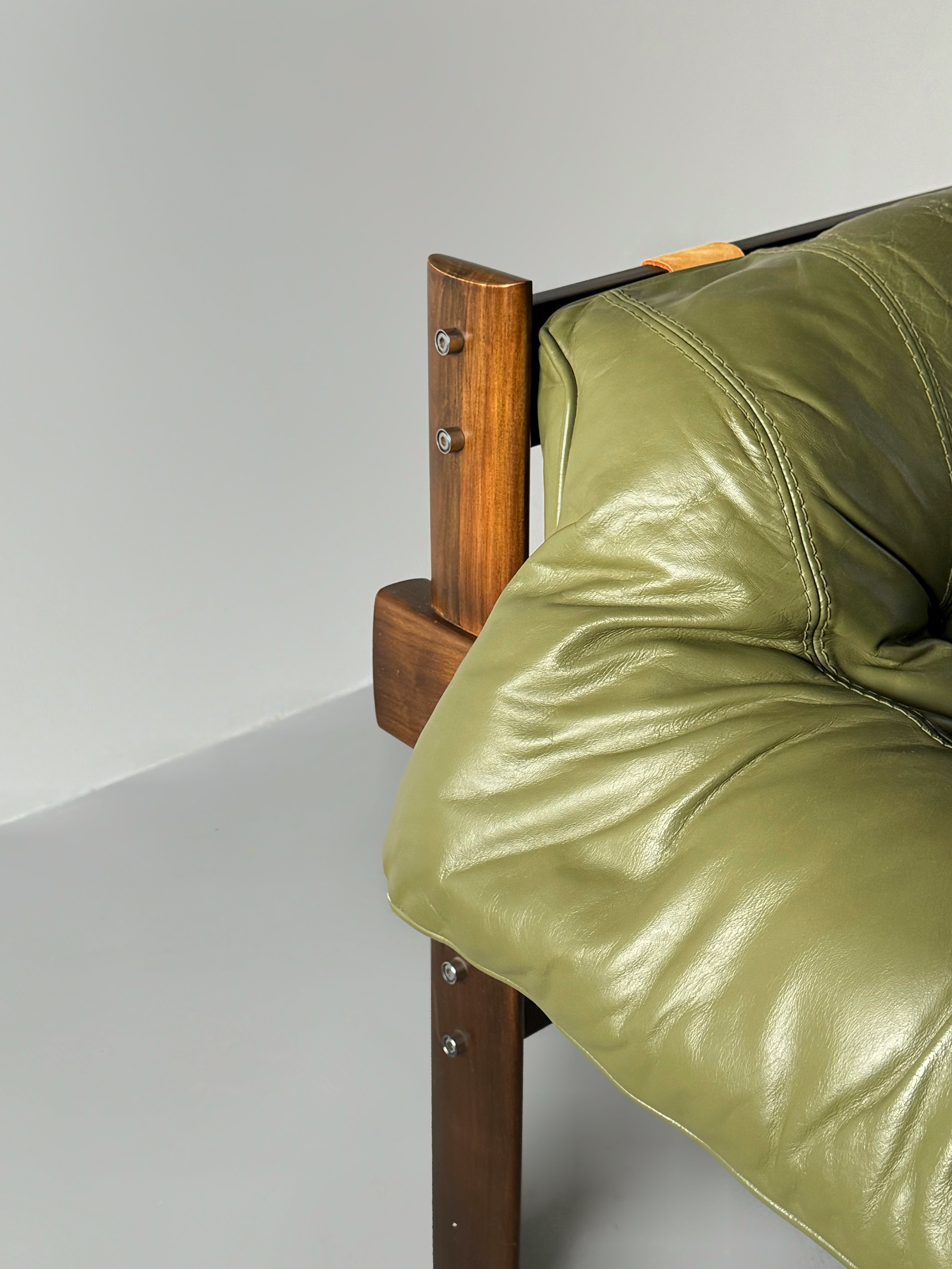 MP 41 Lounge Chair by Percival Lafer