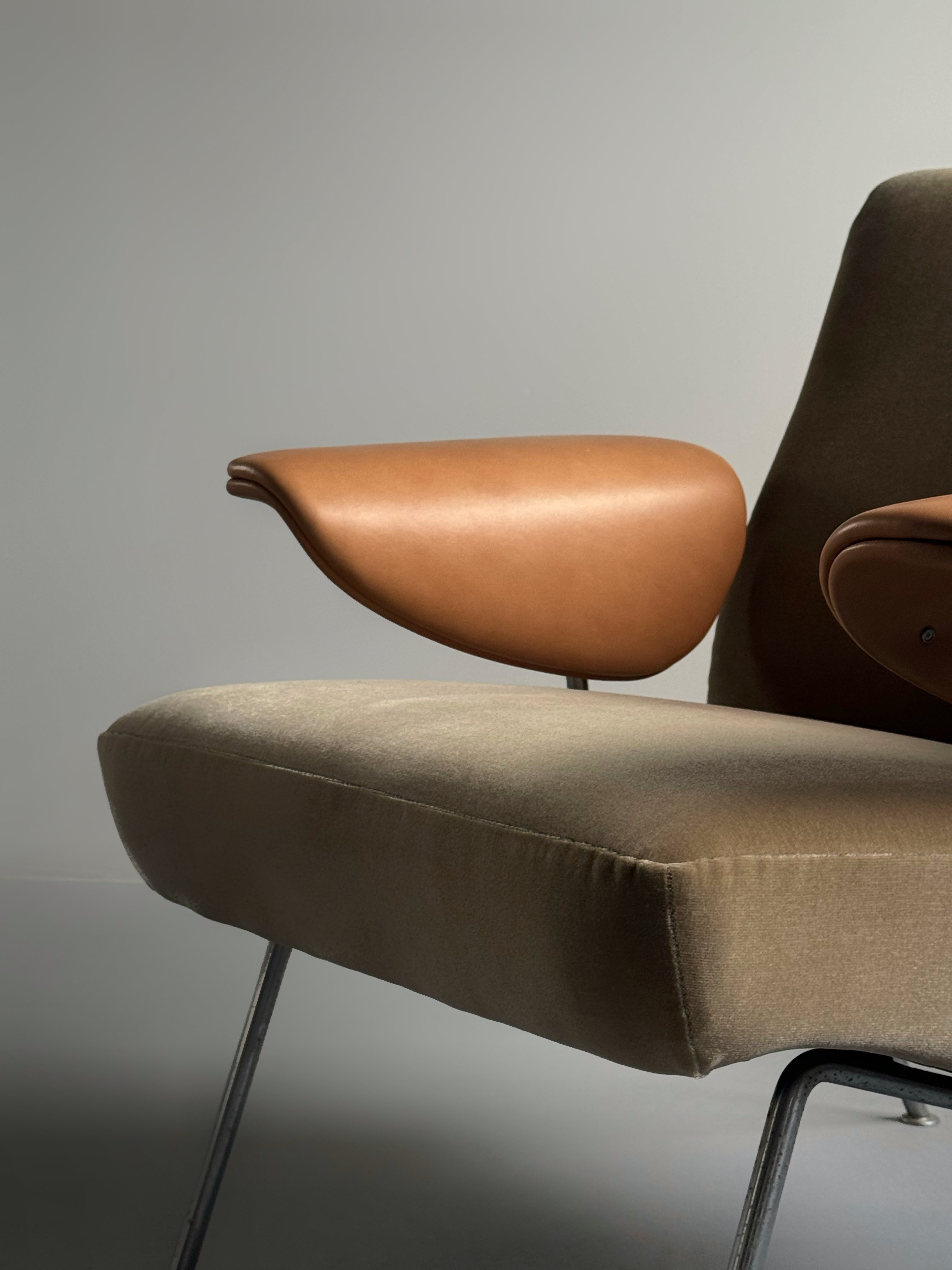 Set of Lounge Chairs by Theo Ruth for Wagemans & Van Tuinen, 1950s