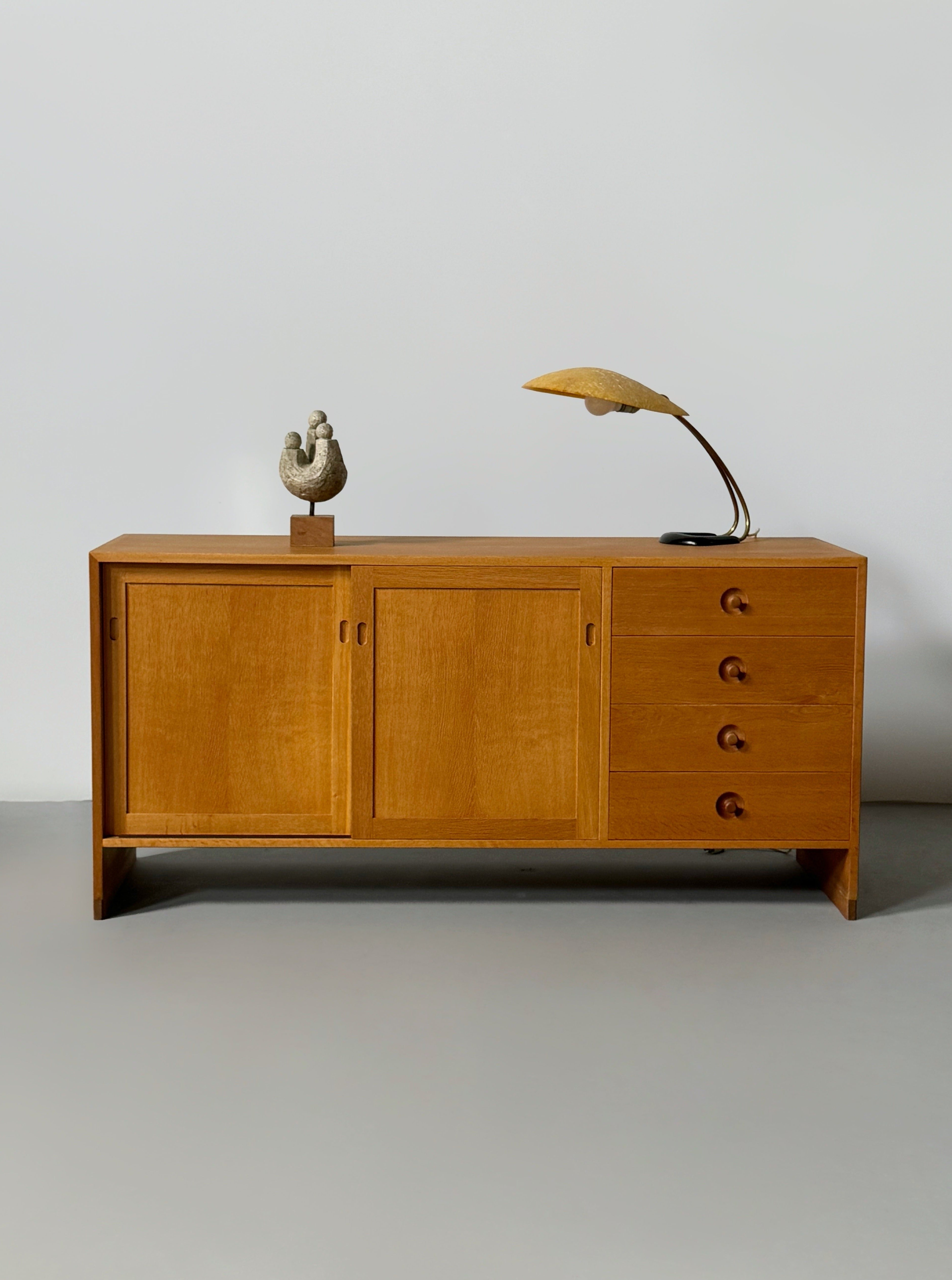 Sideboard in oak by Hans J. Wegner