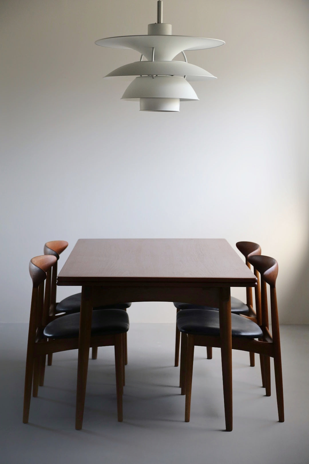 Set of 4 dining chairs in oak with teak backrest by Kurt Østervig