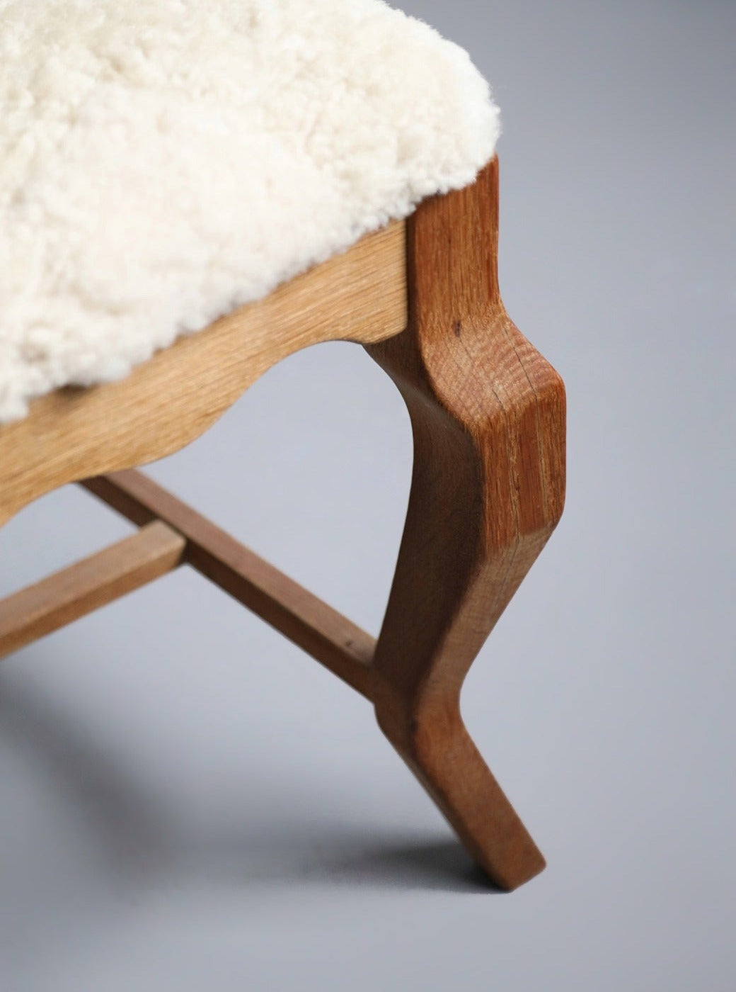 Razor blade dining chair in oak by Henry Kjærnulf
