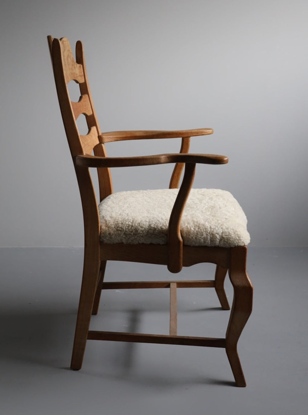 Razor blade dining chair in oak by Henry Kjærnulf