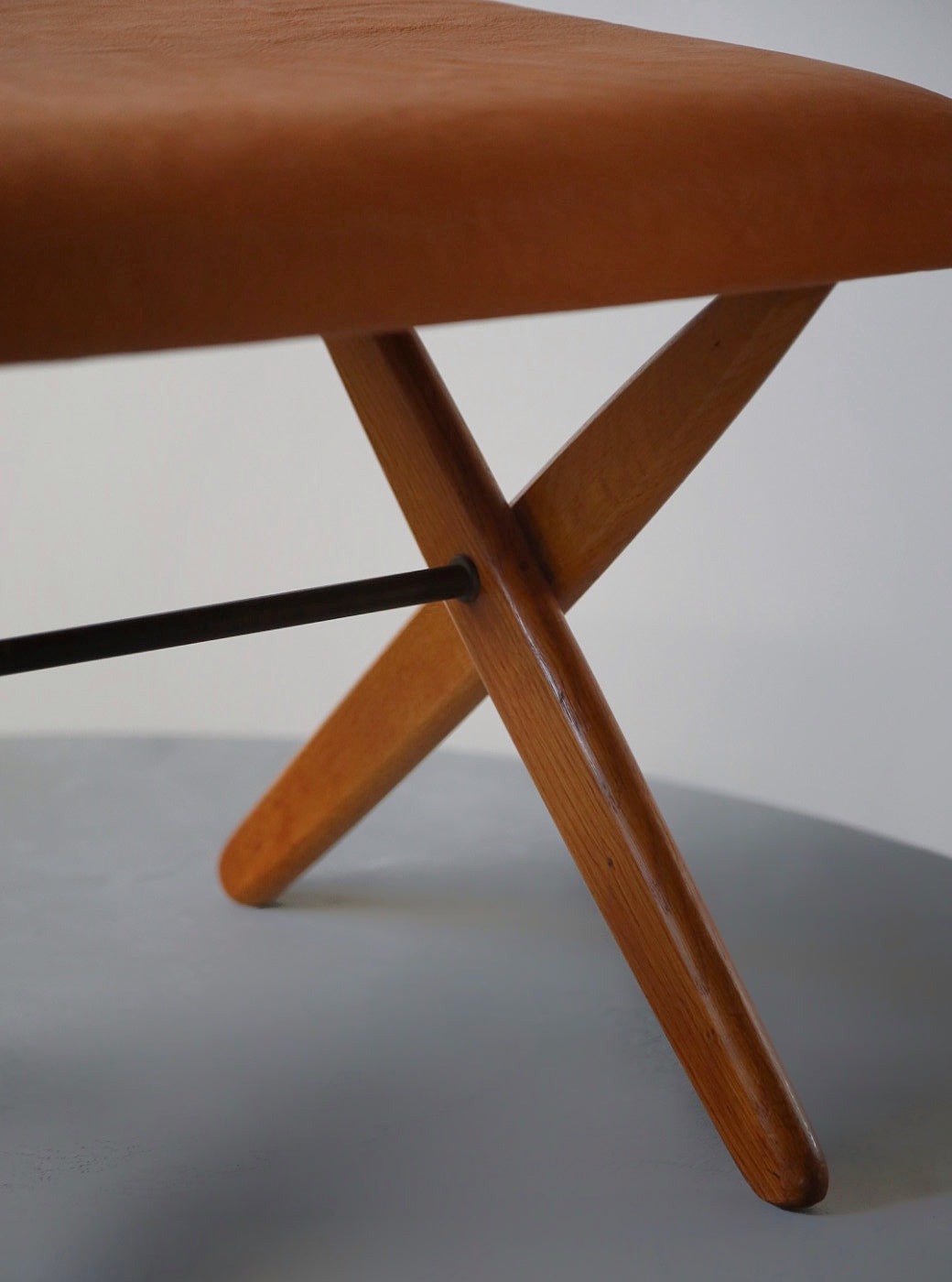 Stool in oak with goat leather