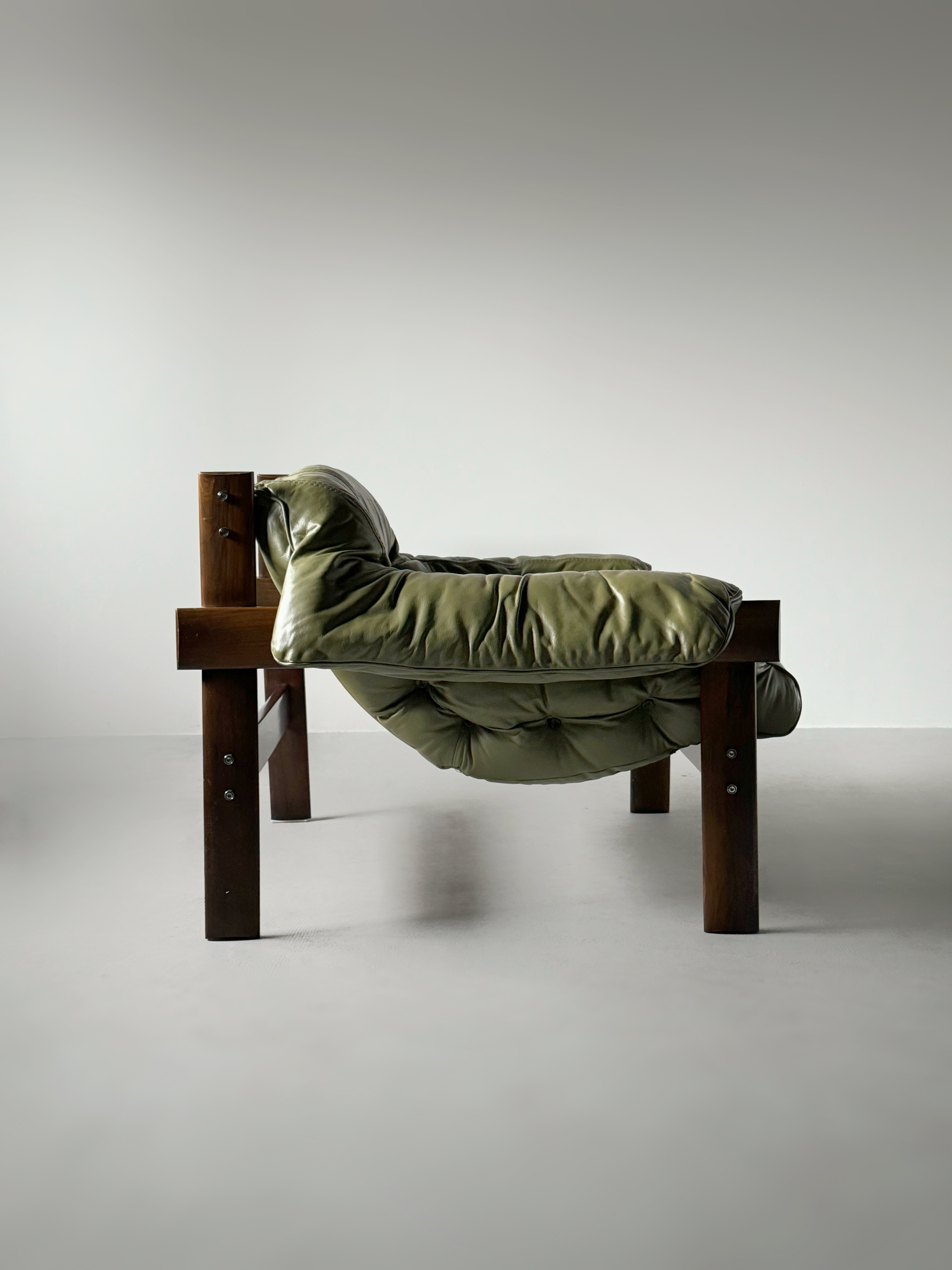 MP 41 Lounge Chair by Percival Lafer