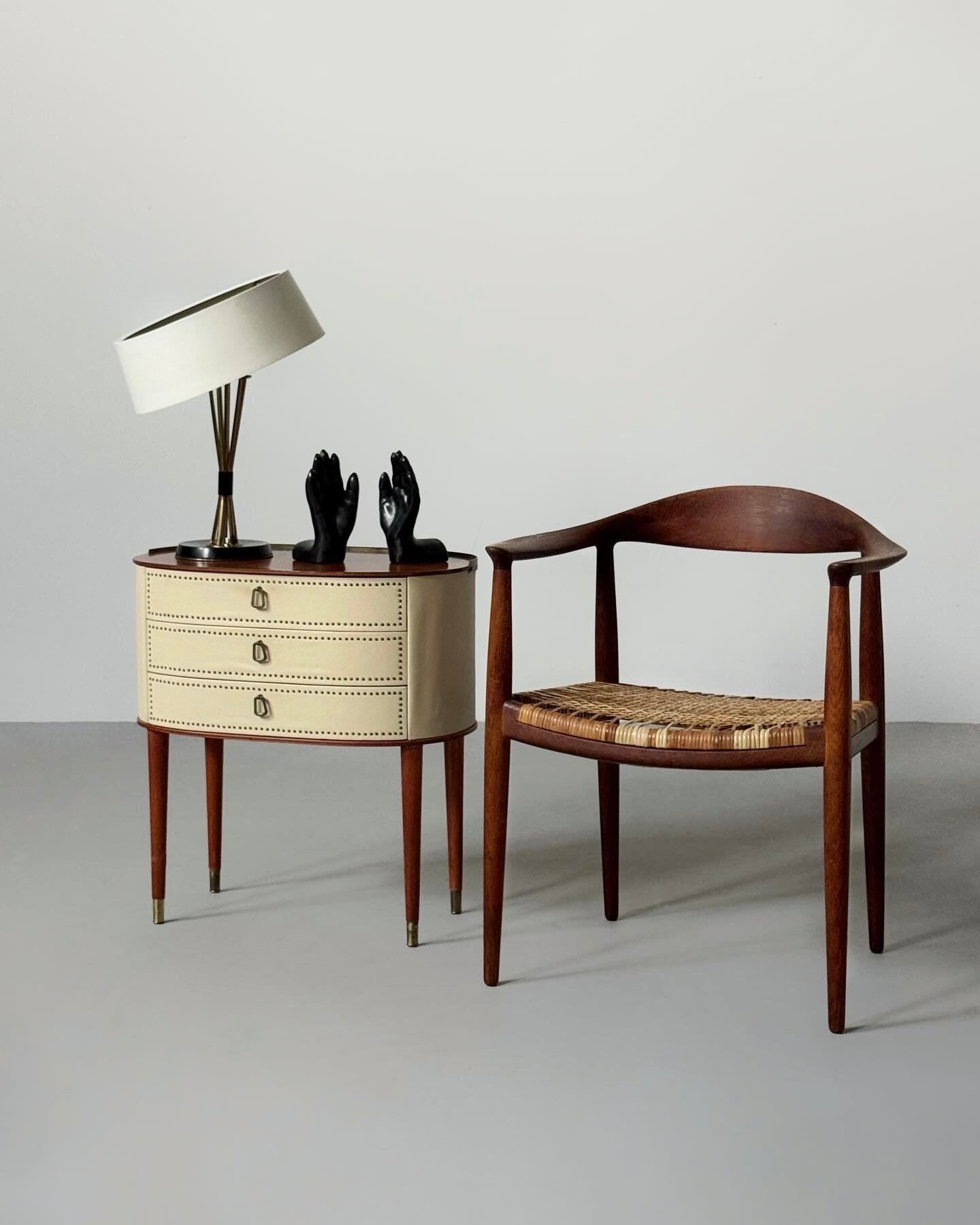 JH501 by Hans J. Wegner for Johannes Hansen, Denmark 1949