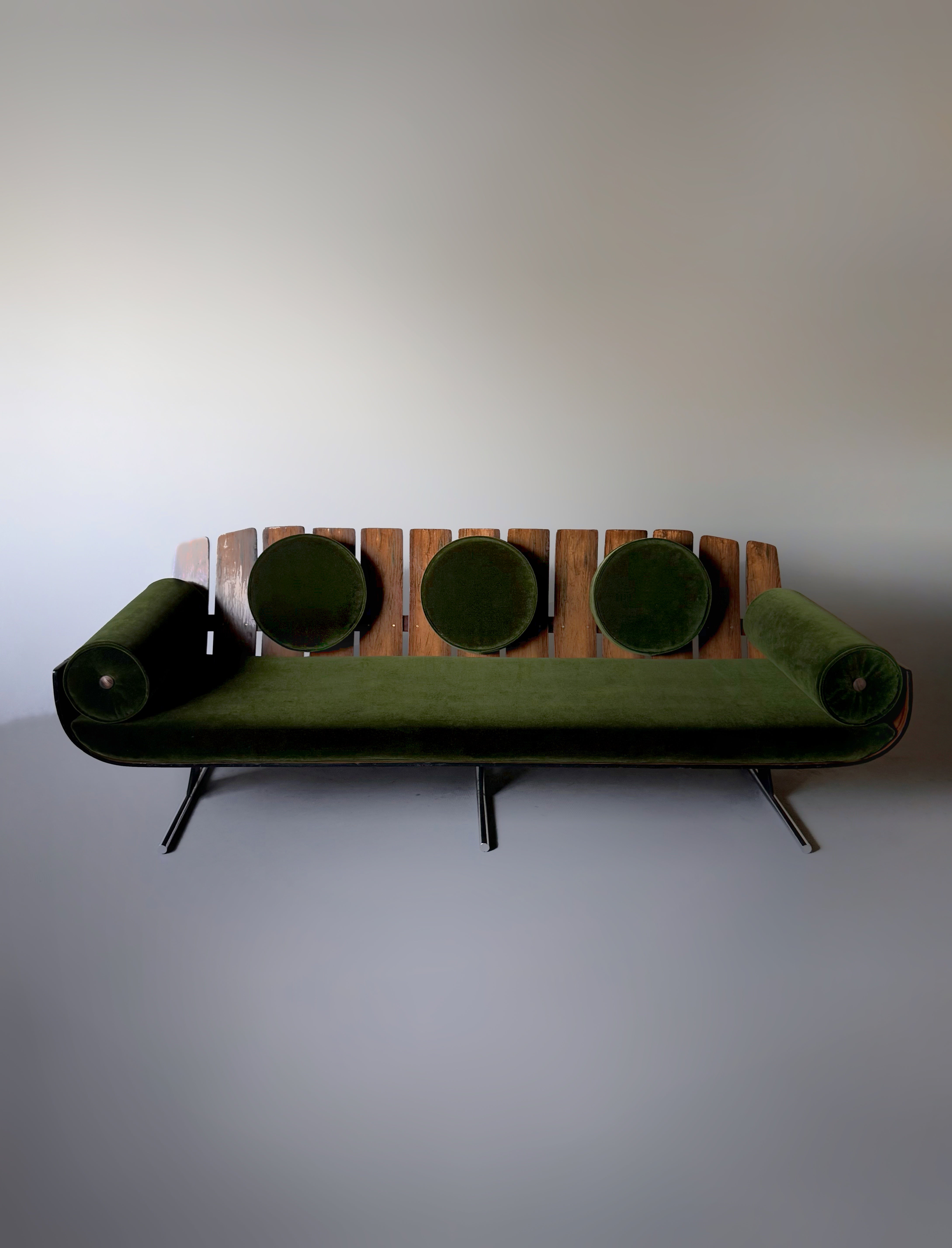 'Presidencial' Jacaranda Sofa by Jorge Zalszupin for L'Atelier, Brazil 1960s