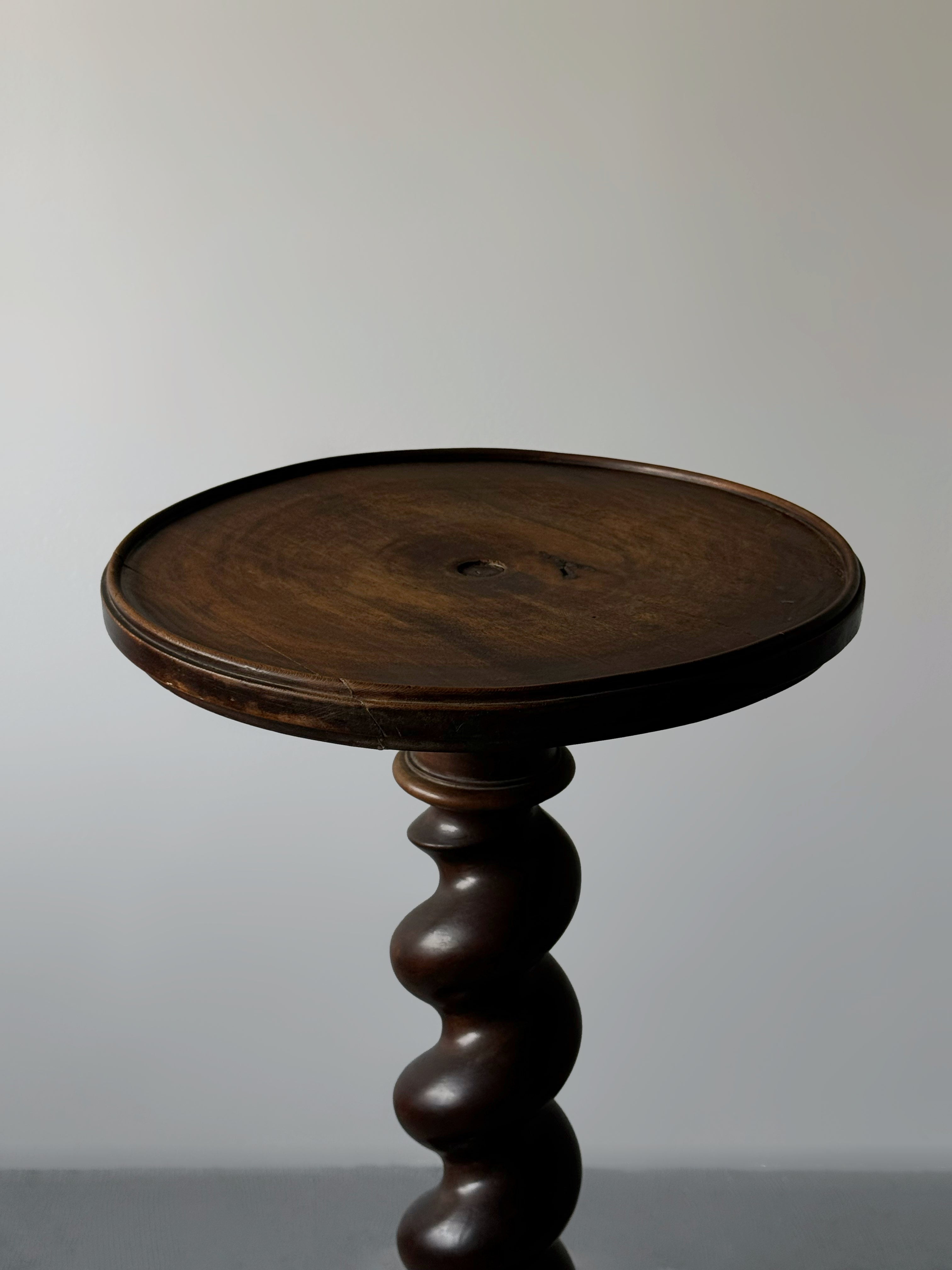 Display Sculpture Side Table
