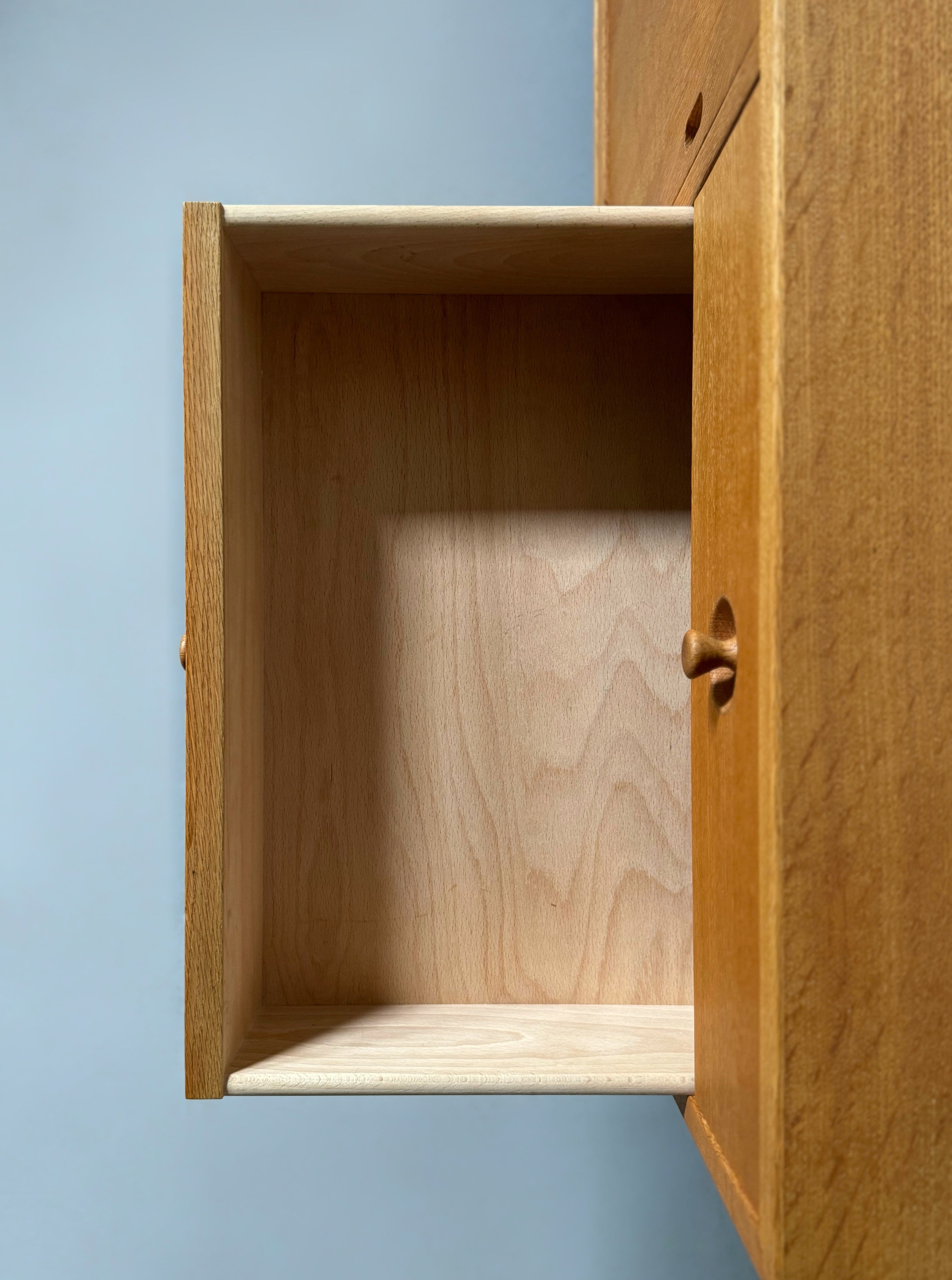 Sideboard in oak by Hans J. Wegner