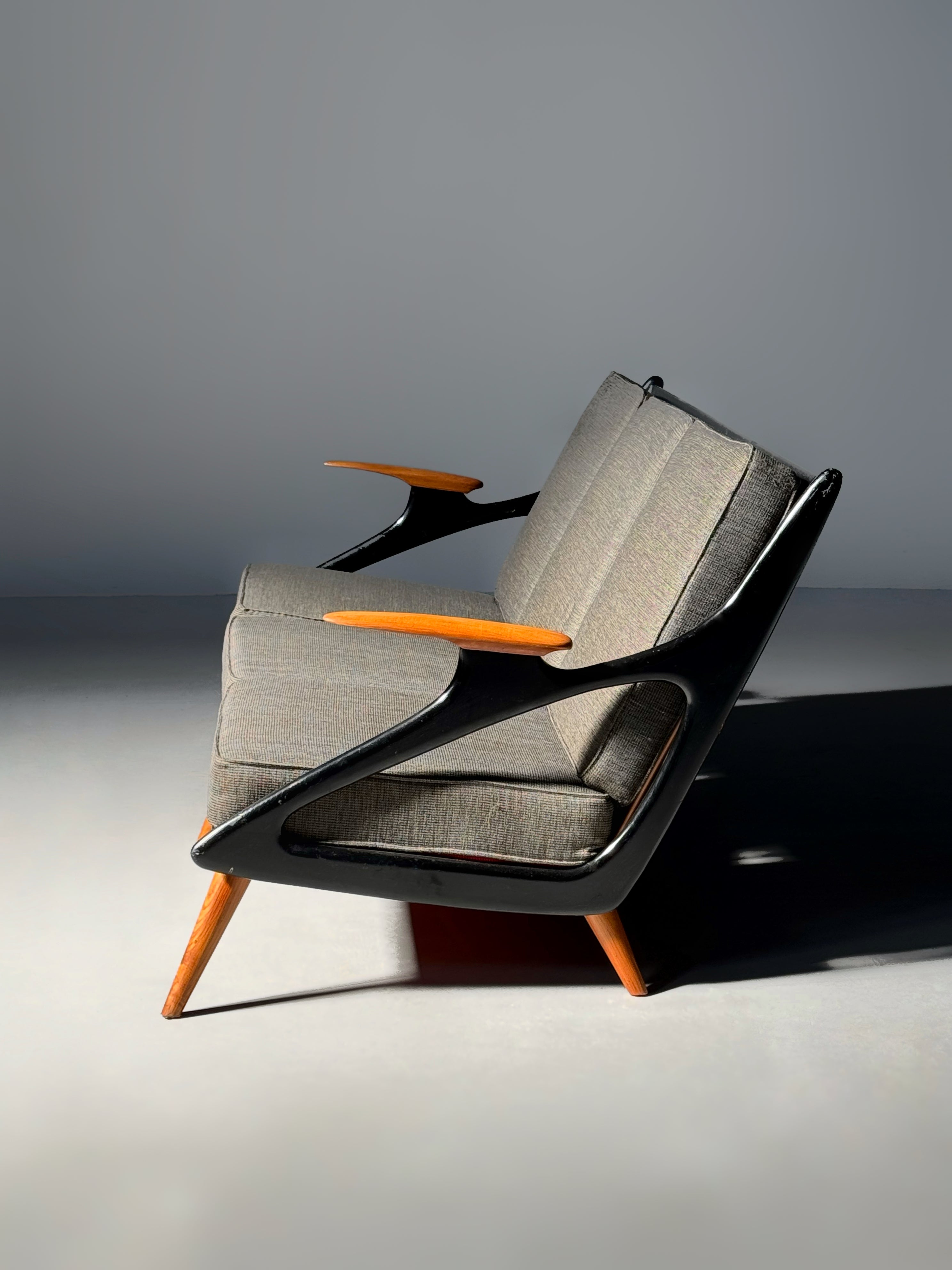 3 seater sofa with coffee table by Spruij Holland, 1954