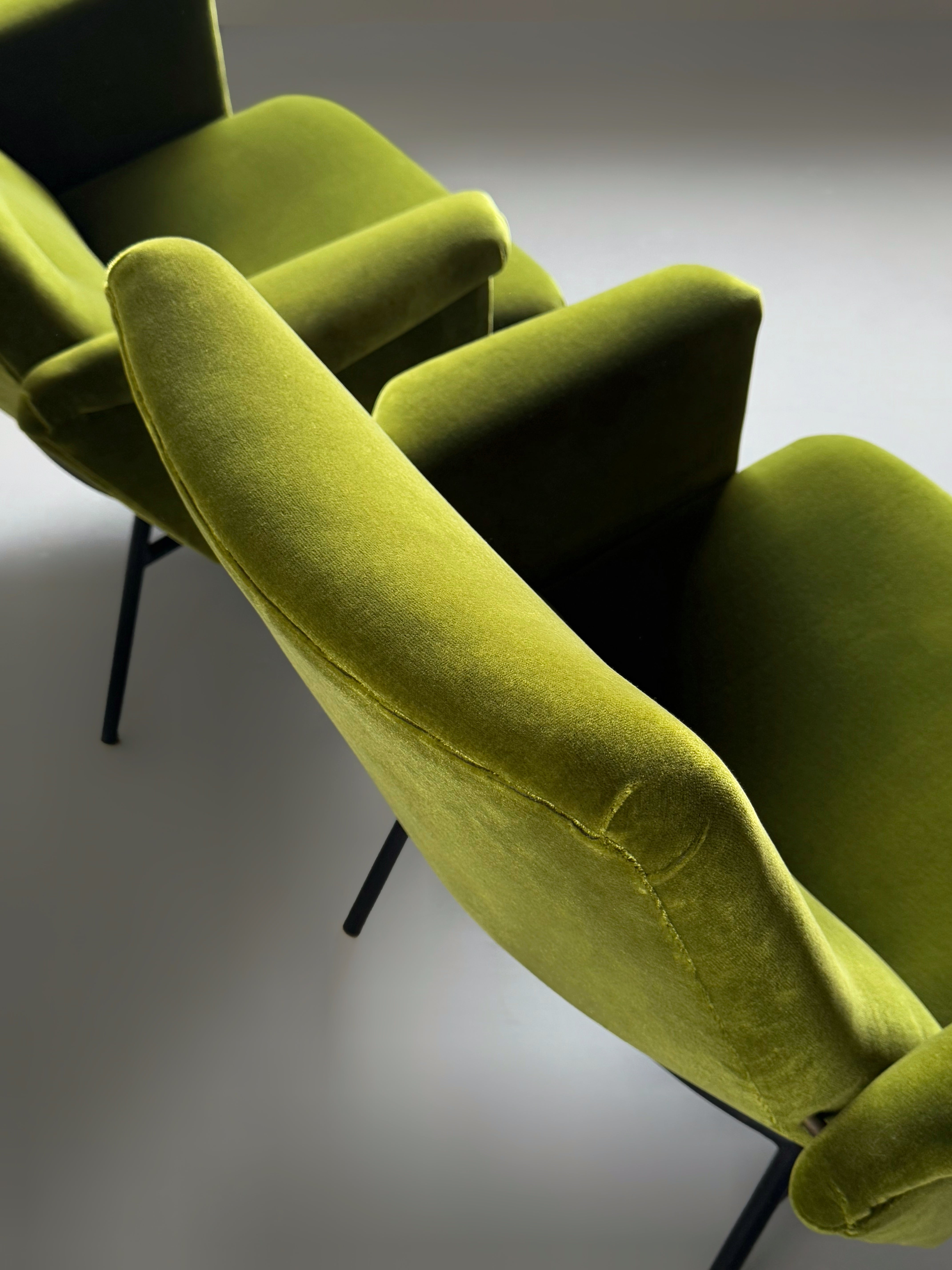 SK660 arm chair by Pierre Guariche for Steiner, France 1953