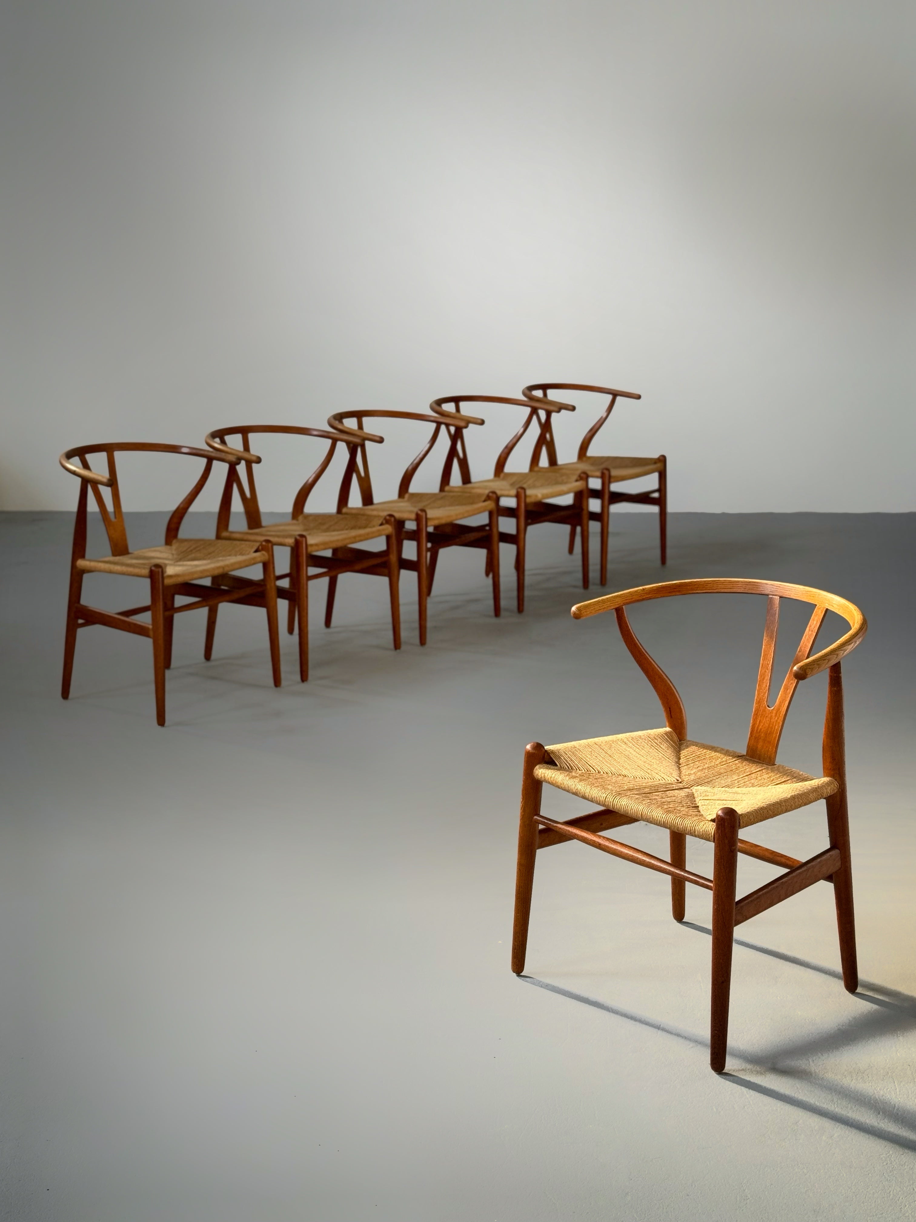 Set of 6 Early CH24 Y-chairs in oak by Hans J. Wegner
