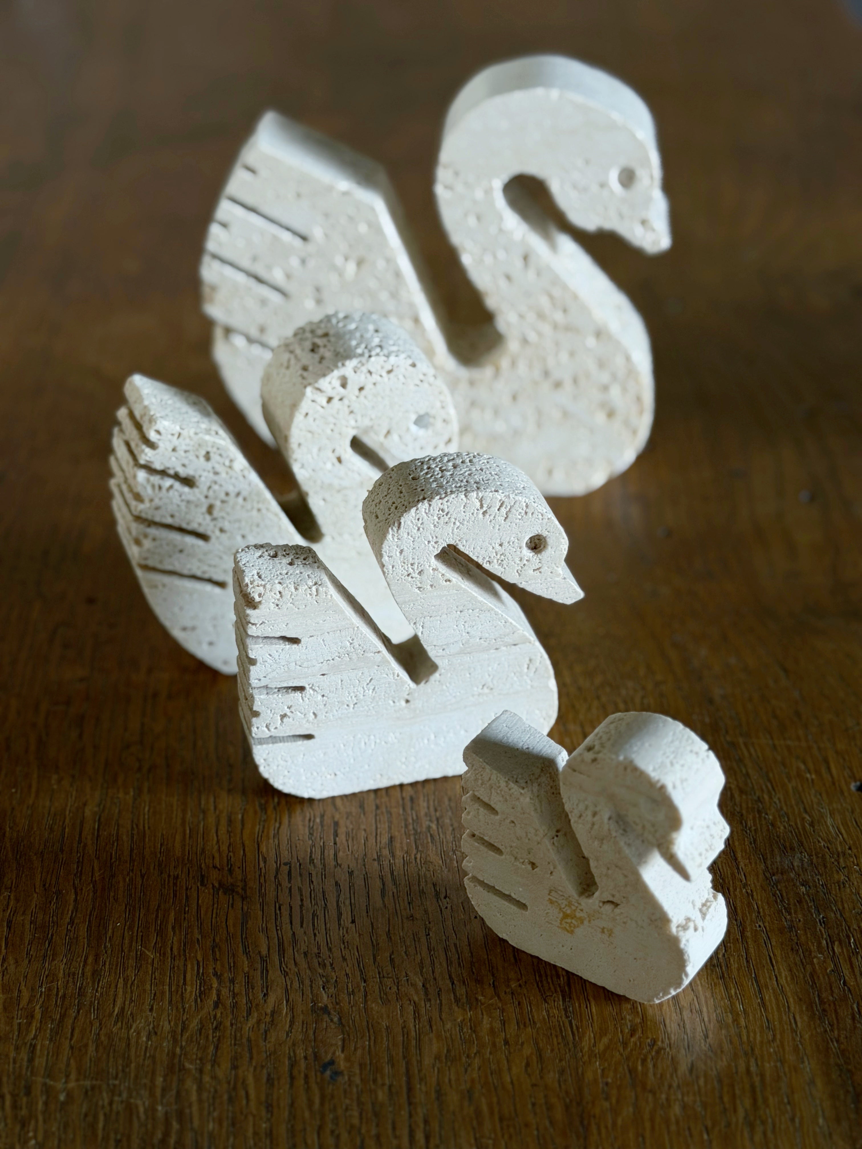 Travertine Ornaments with Three Swans by Enzo Mari for Mannelli Fratelli 1970s