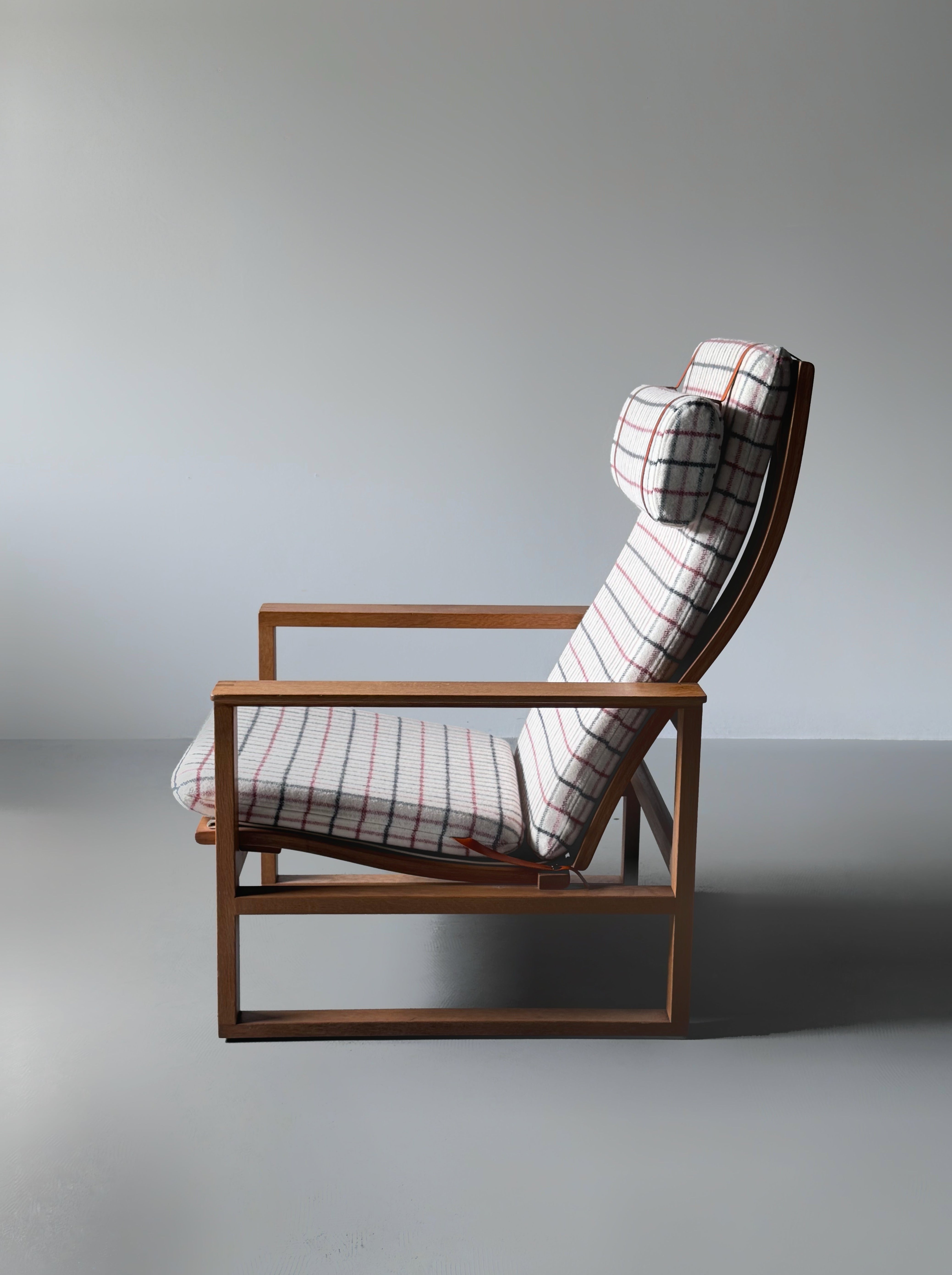 Model 2254 High-back Chair by Børge Mogensen