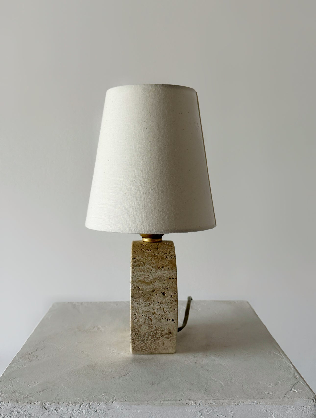 Travertine table lamp by Fratelli Mannelli, Italy 1970's