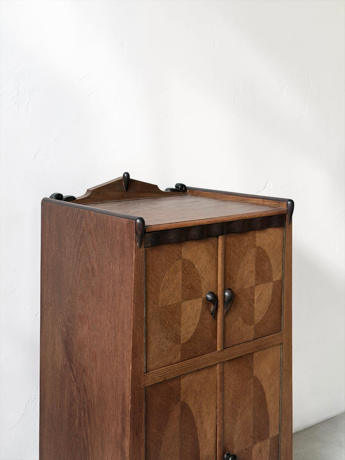 Cabinet by interior architect Willem Penaat, 1920s