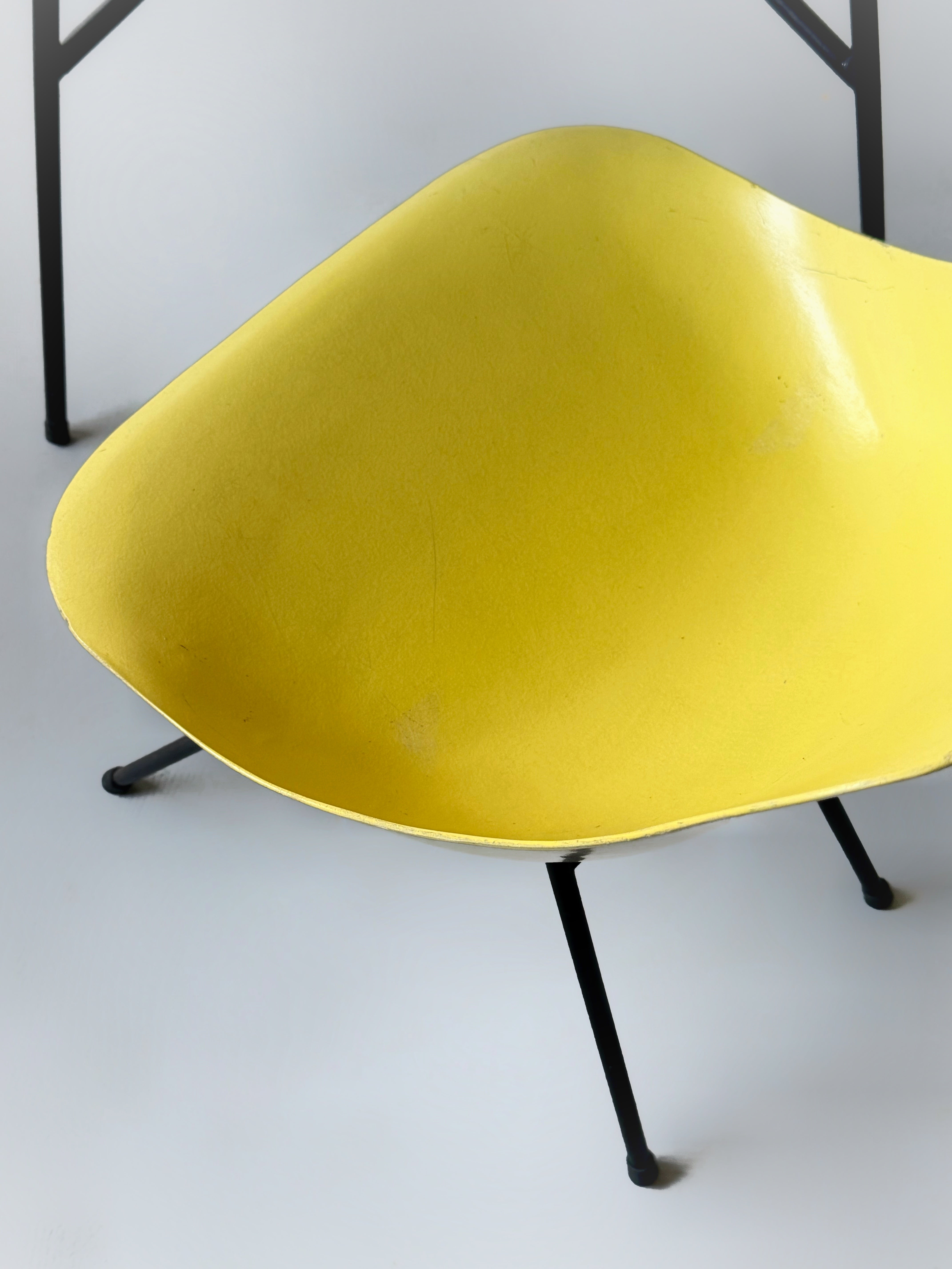 Coccinelle chair with compass legs by René-Jean Caillette for Steiner, France 1958