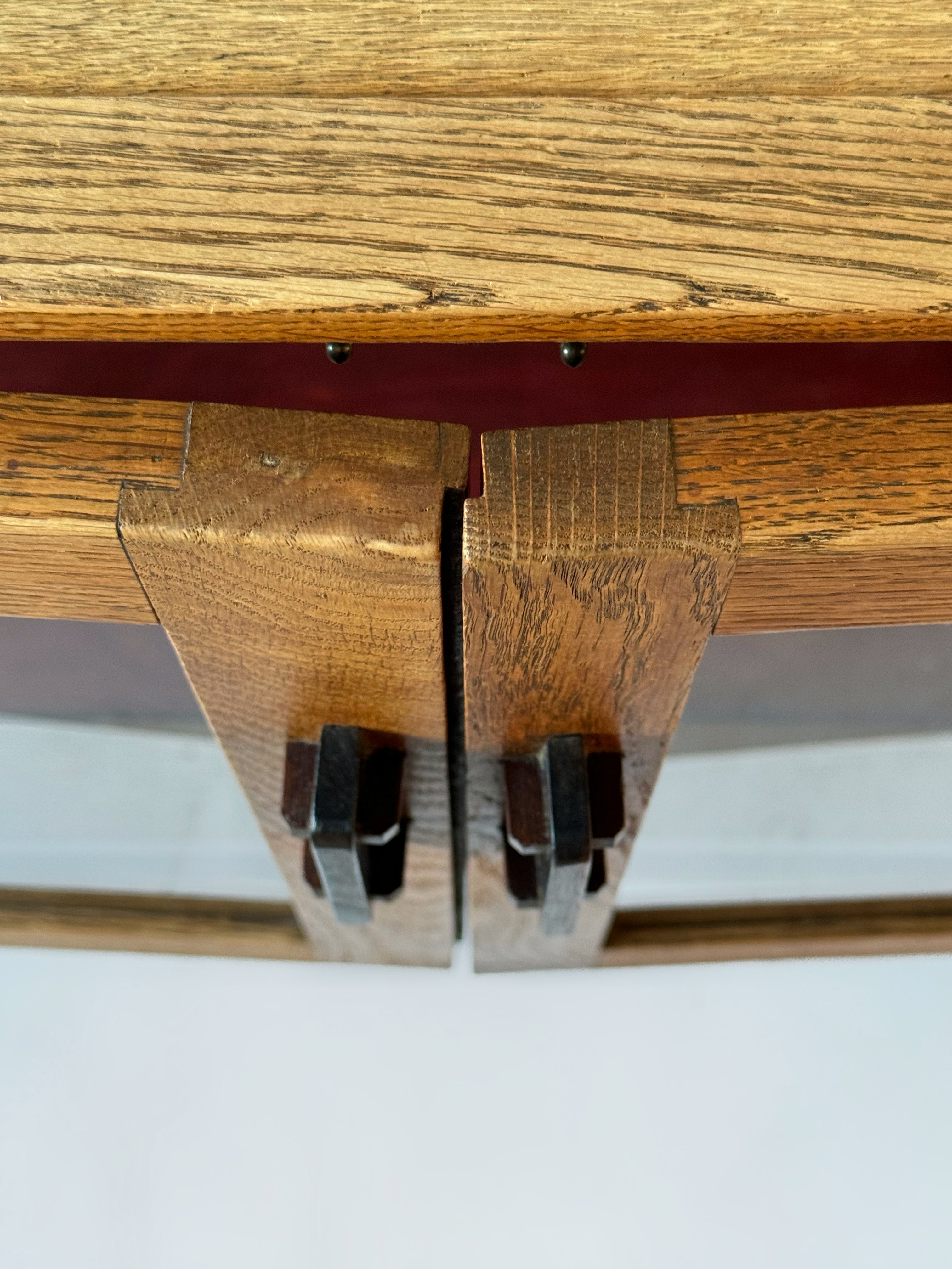 The Hague School / Art Deco Display Cabinet in Oak, The Netherland 1930s