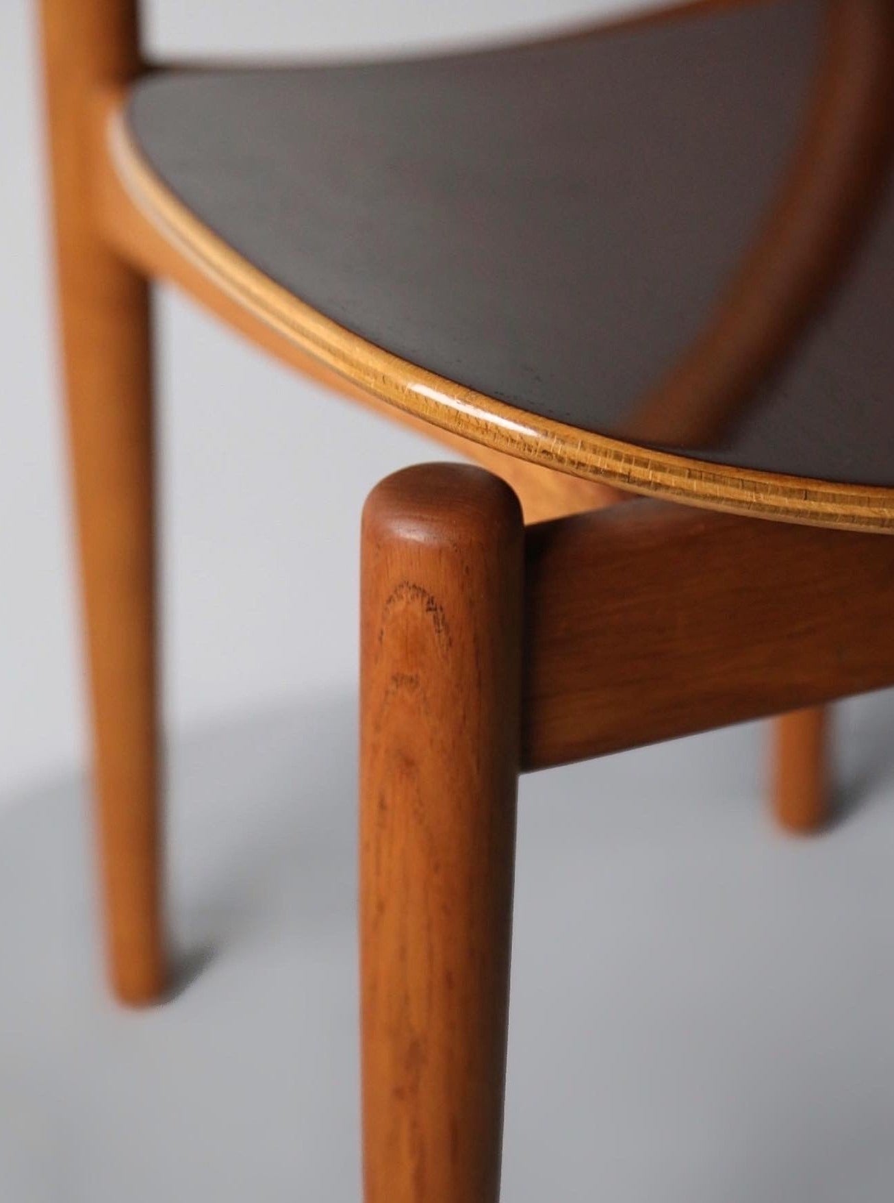 Reading chair model BO62 by Finn Juhl for Bovirke