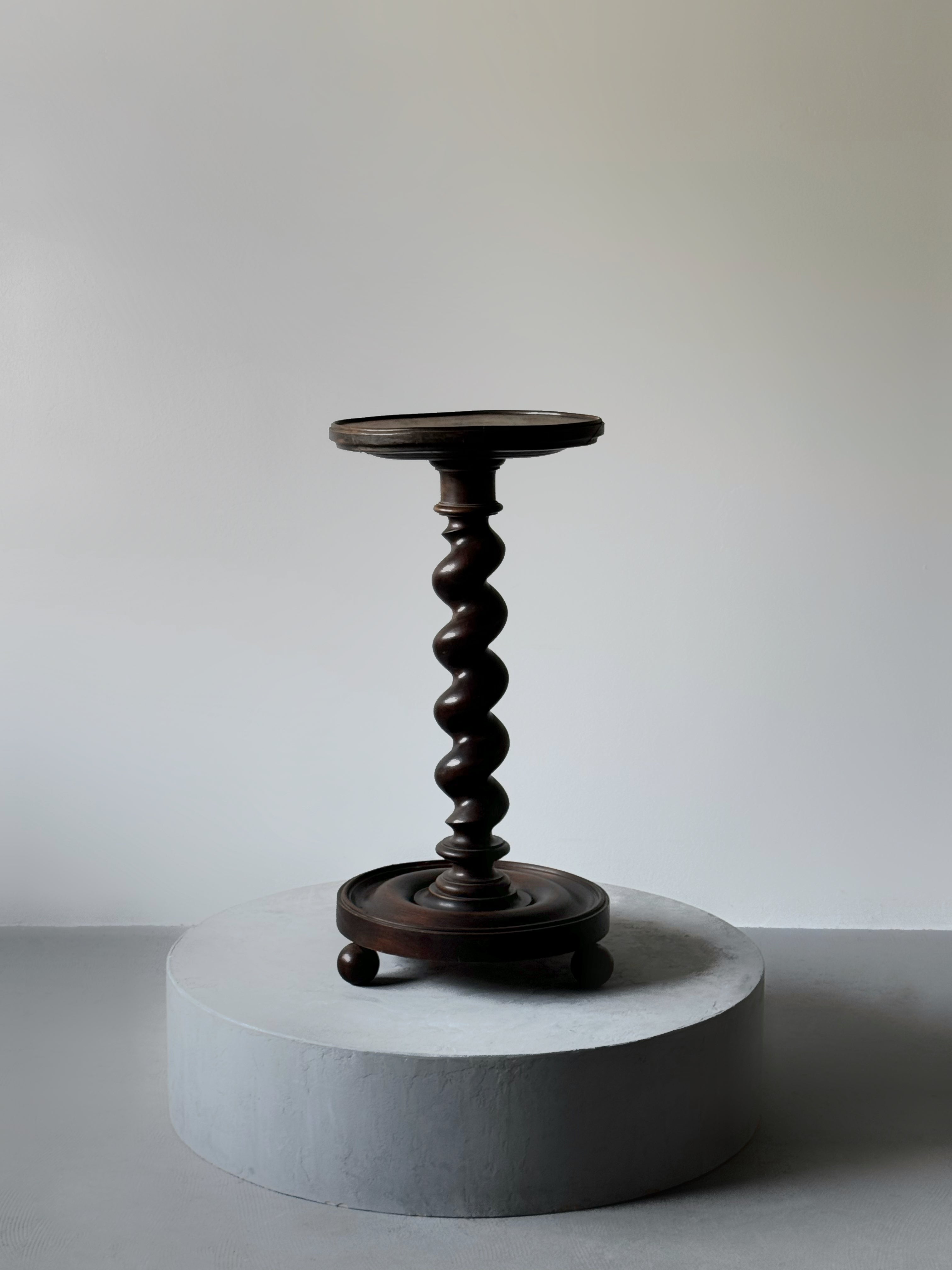 Display Sculpture Side Table