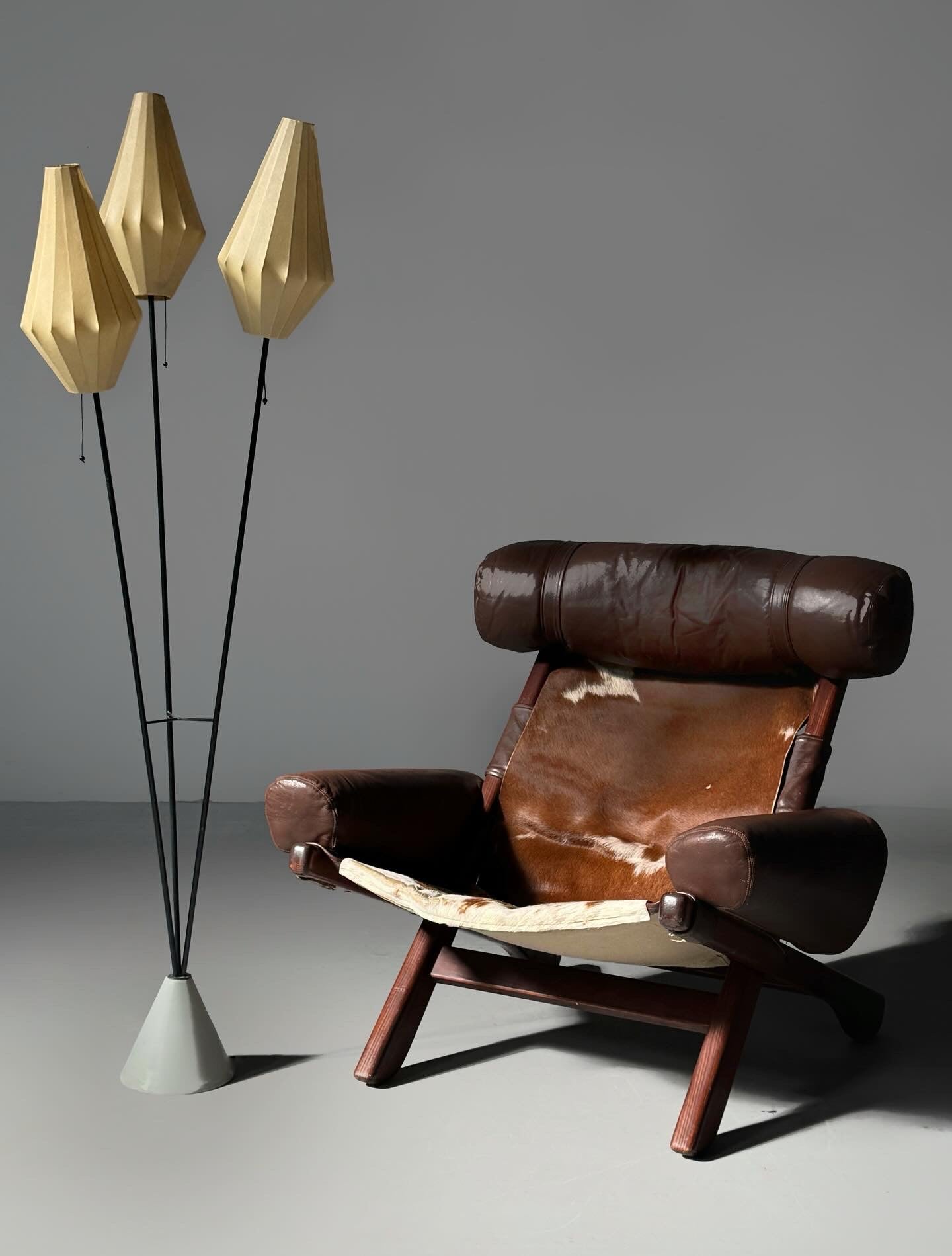 Tripod Cocoon Floor Lamp, Sweden 1960s