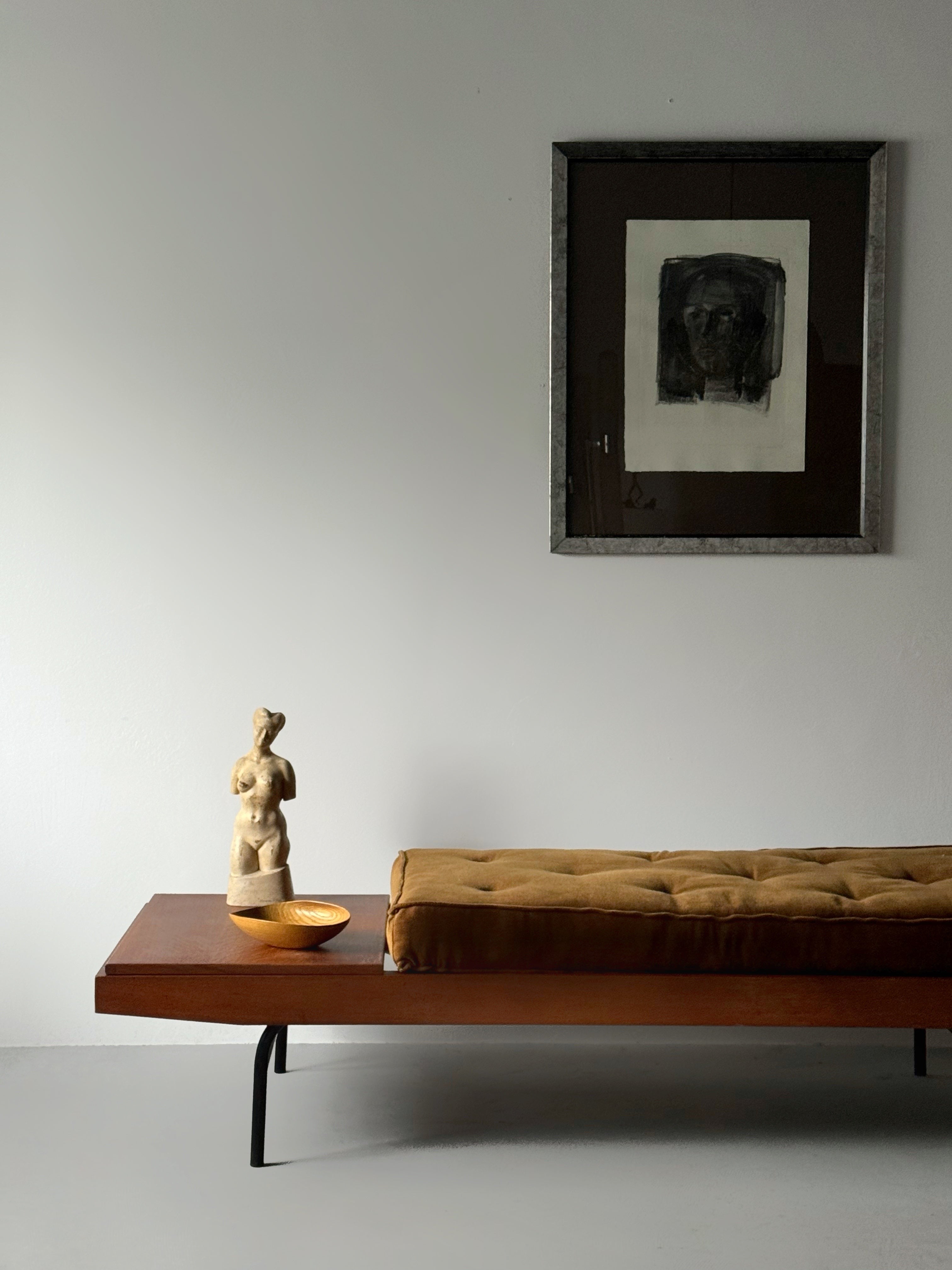 Vintage sofa "day and night" by Pierre Guariche