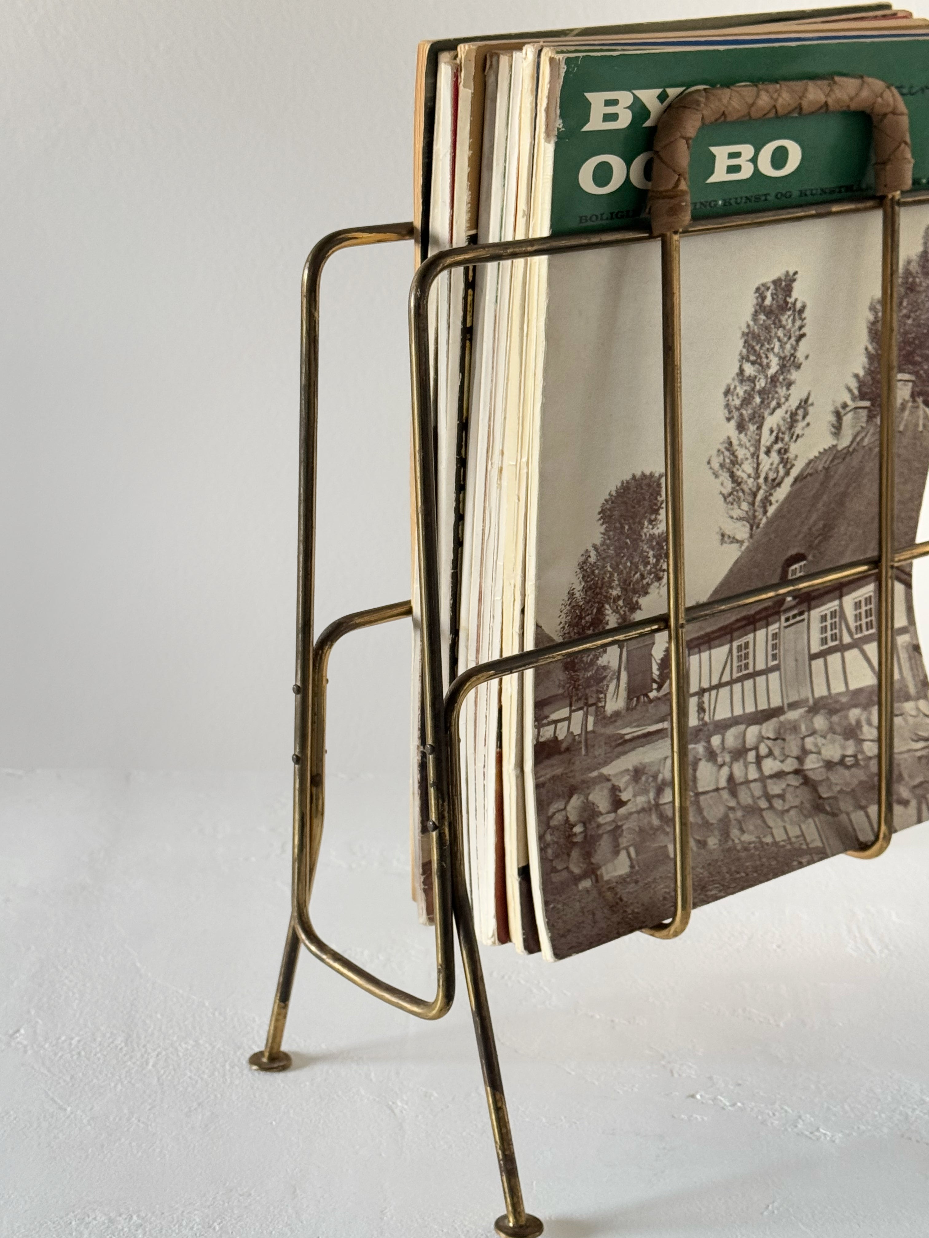 Vintage Brass Magazine Rack with Leather Handle by illumsbohus 1960s