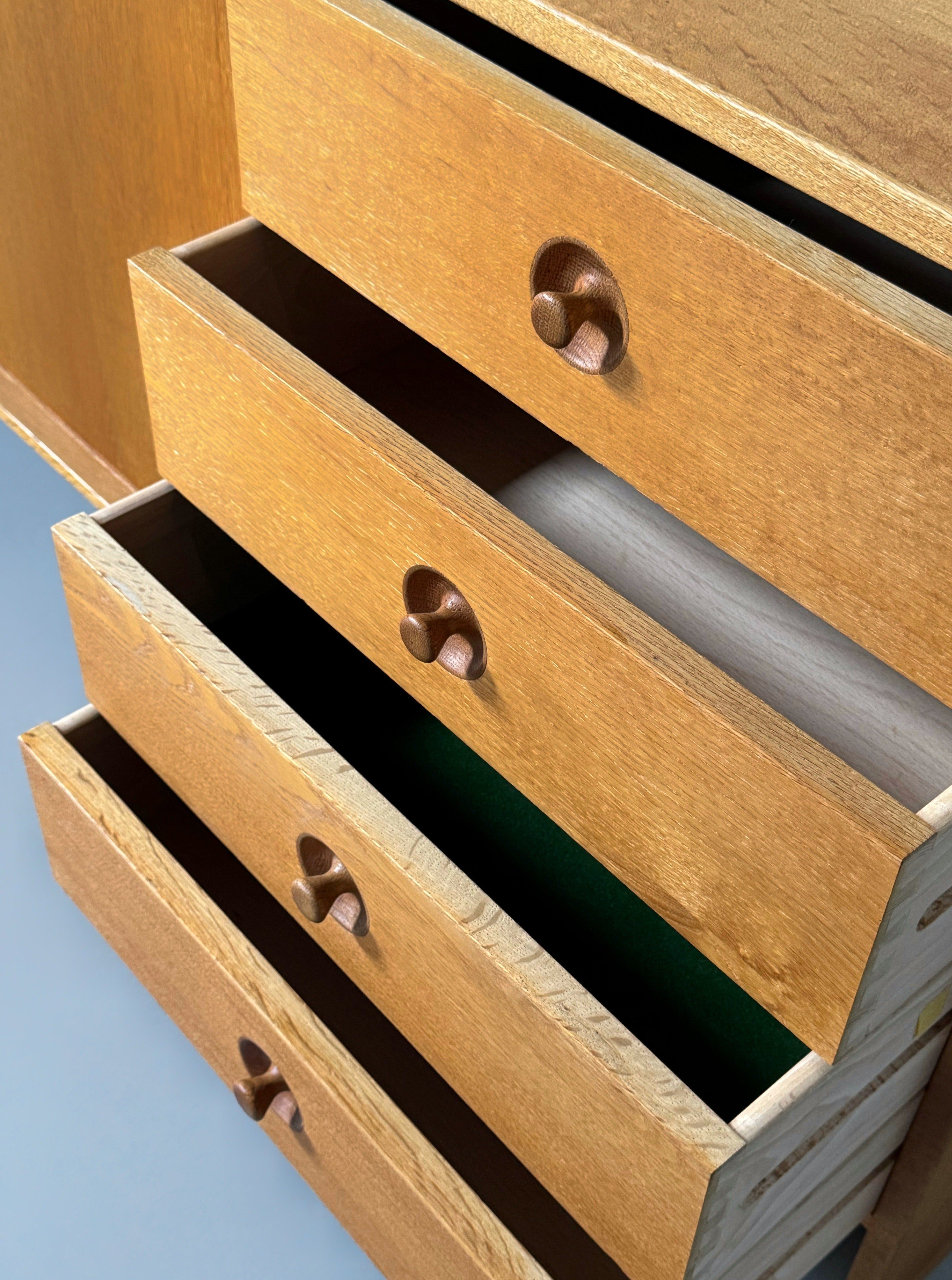 Sideboard in oak by Hans J. Wegner