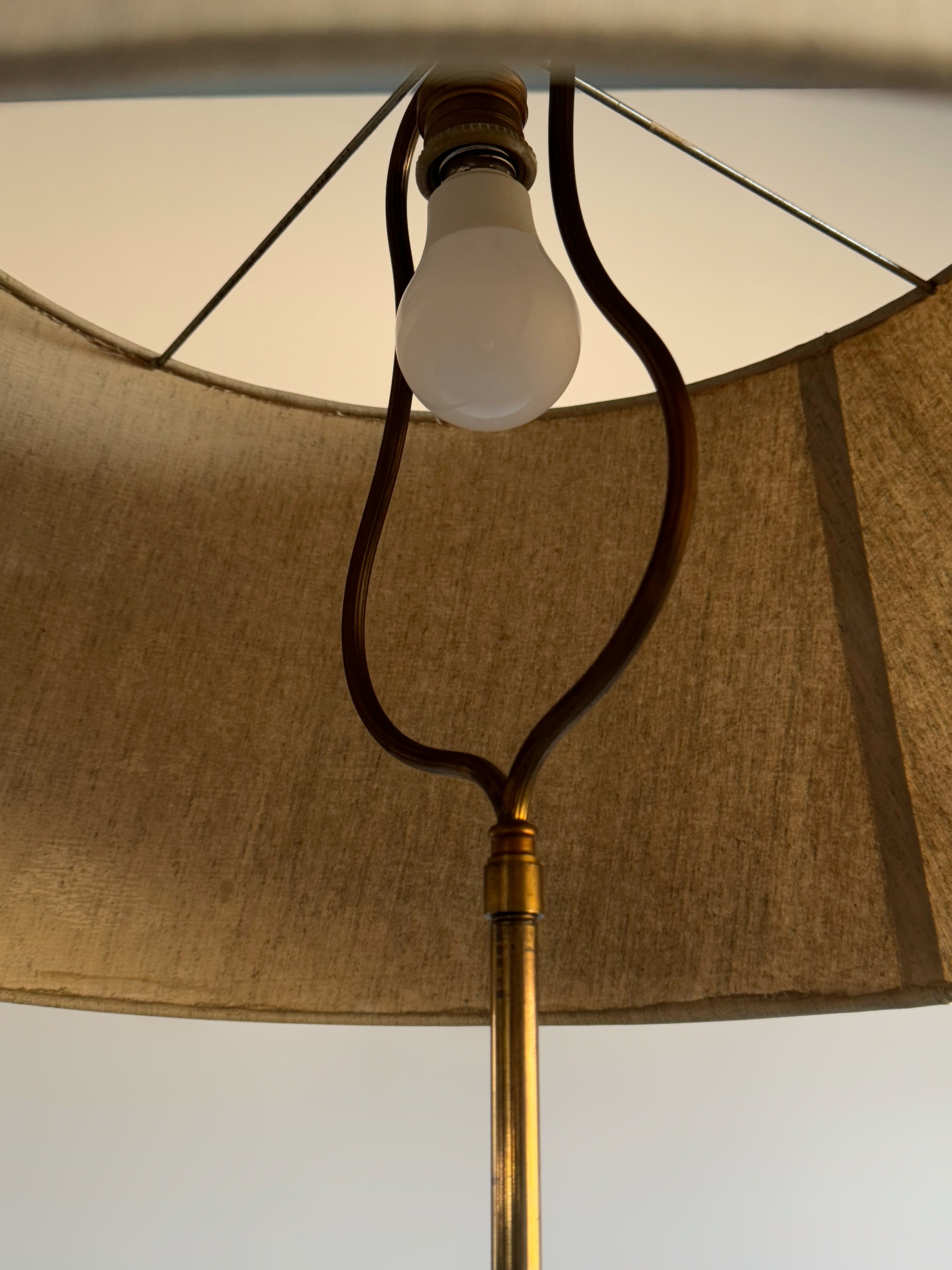 Tripod floor lamp with glass table and rope, France 1950's