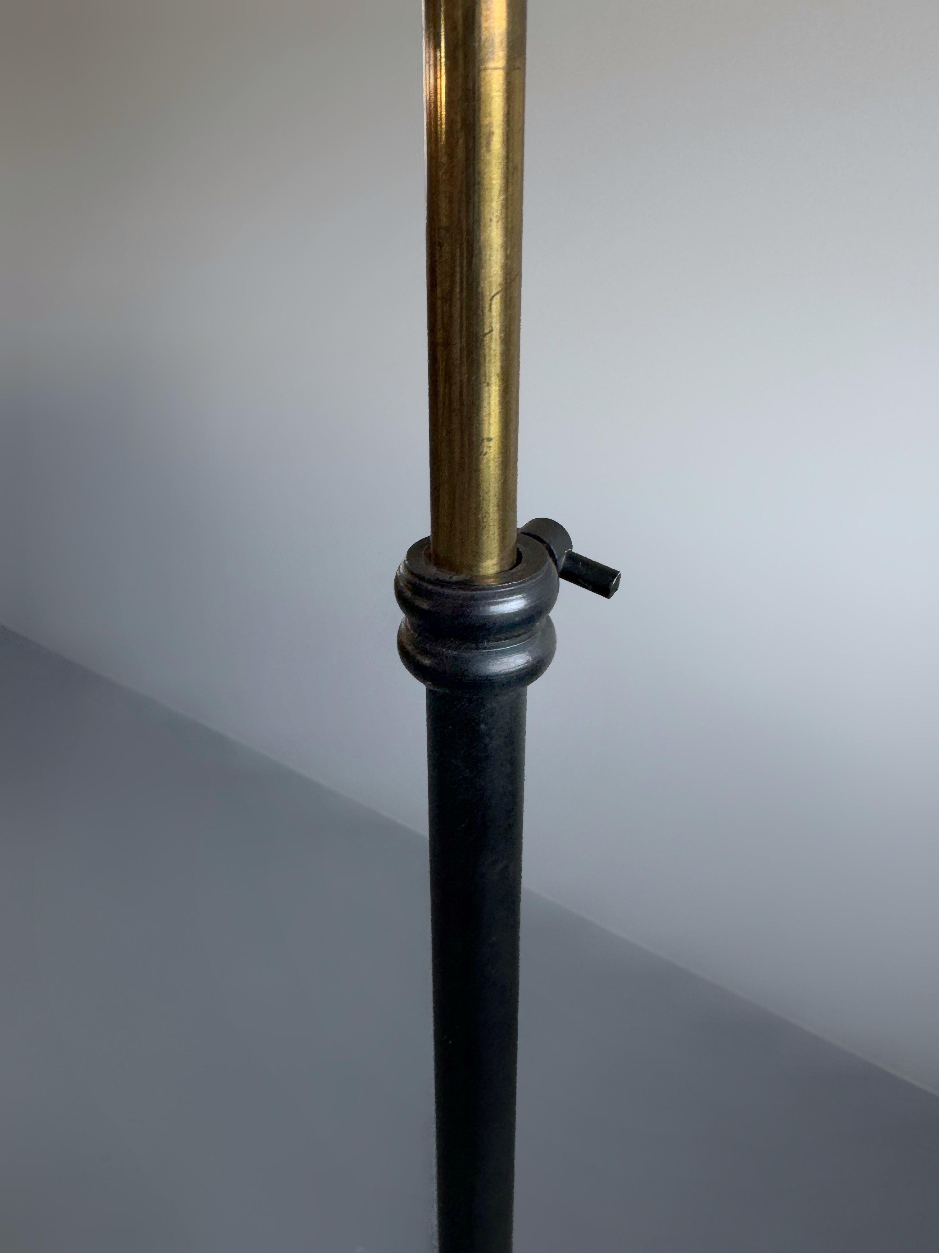 Tripod floor lamp with glass table and rope, France 1950's