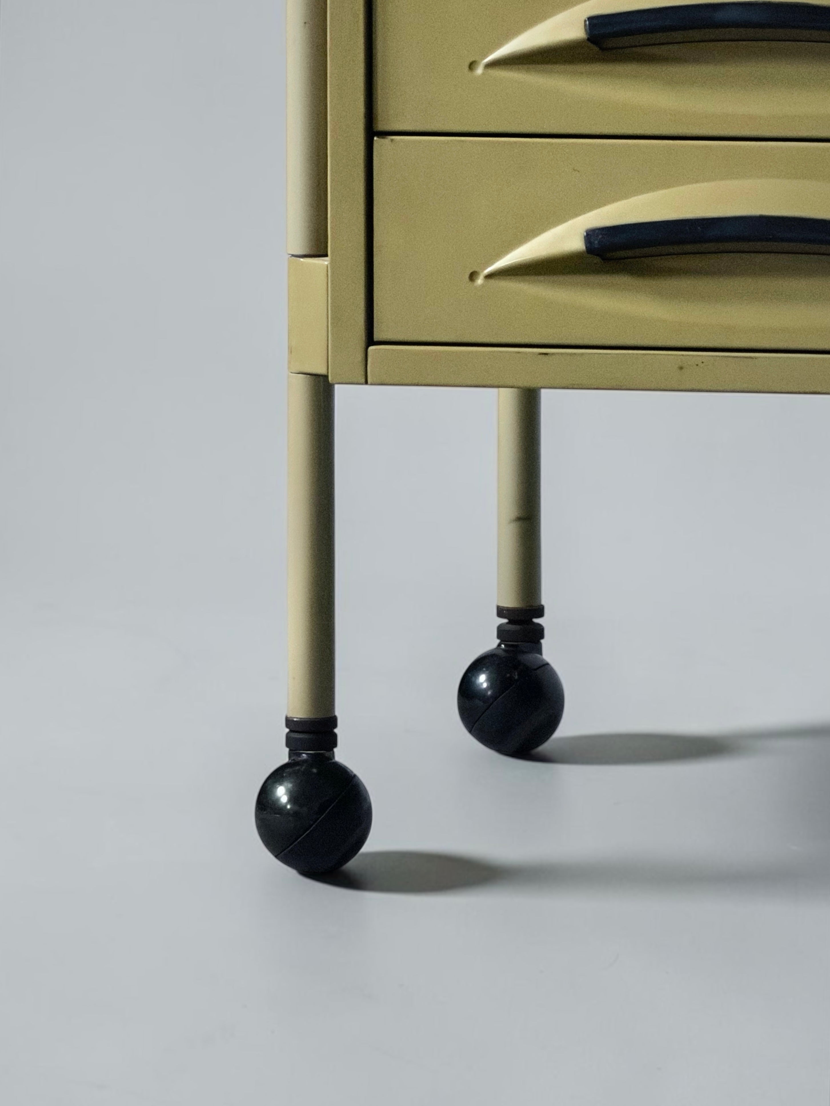 Spazio Series Directors Desk with Lamp by Studio BBPR for Olivetti, 1960