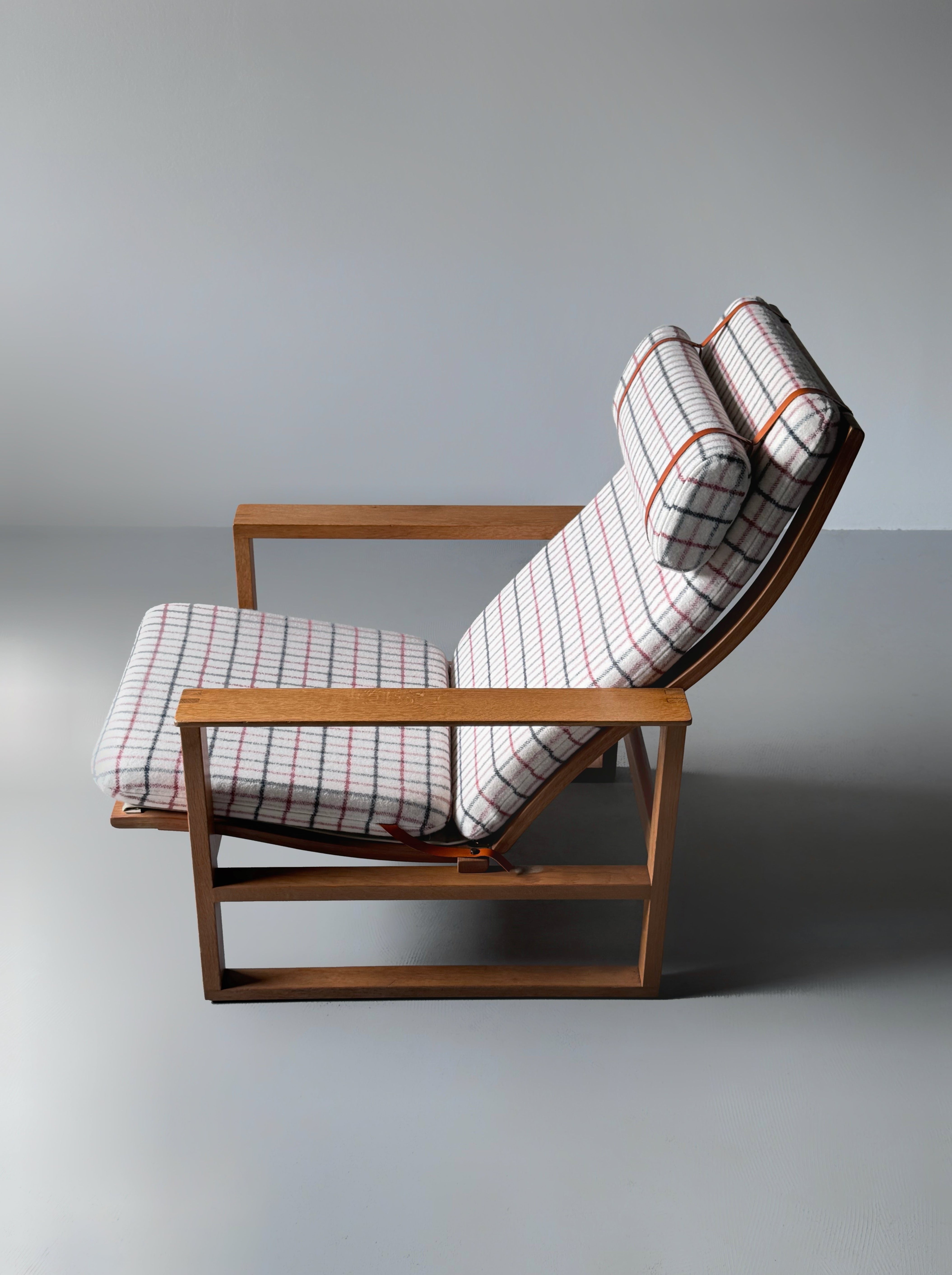 Model 2254 High-back Chair by Børge Mogensen