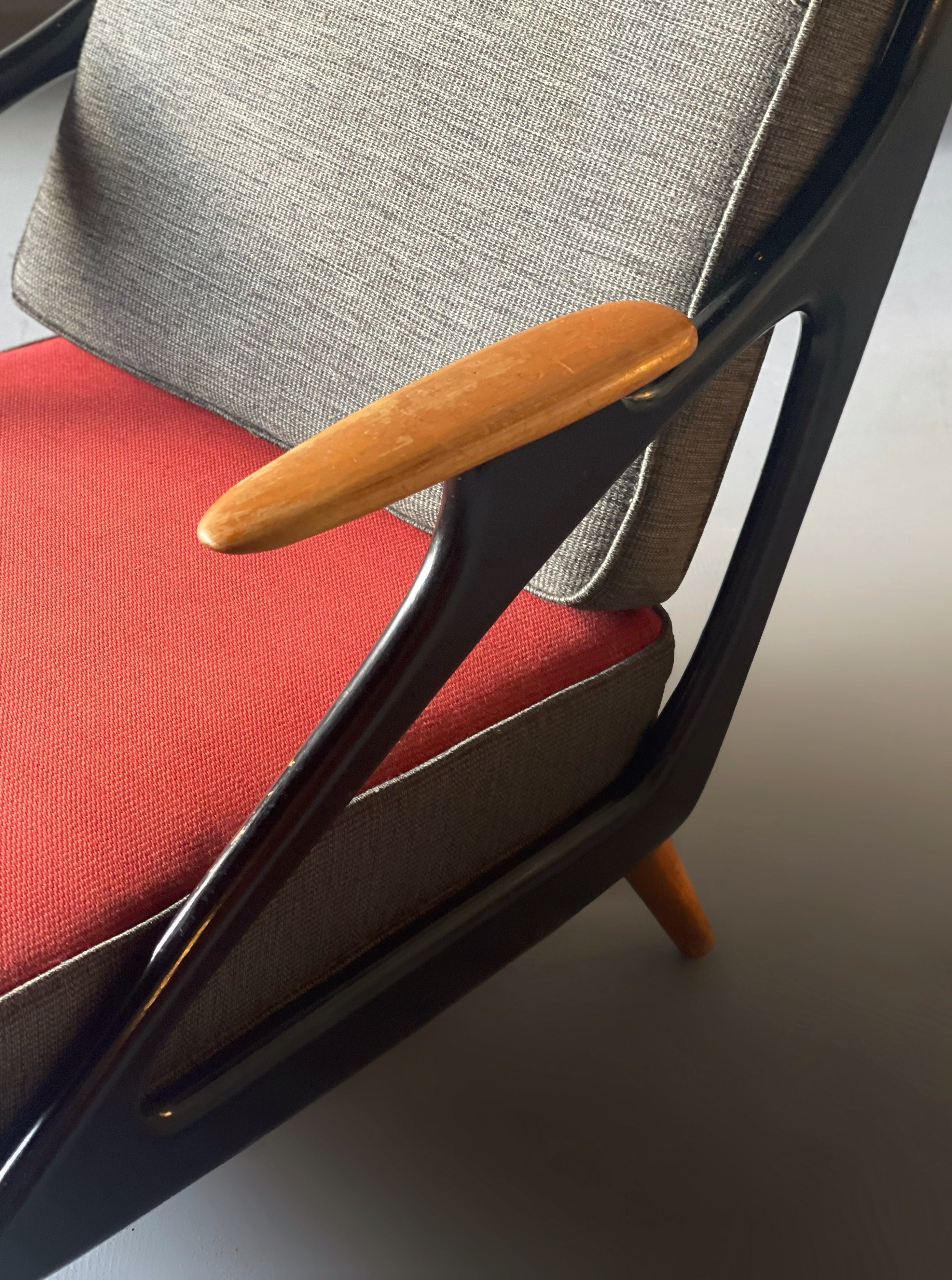 Atomic carved lounge chair