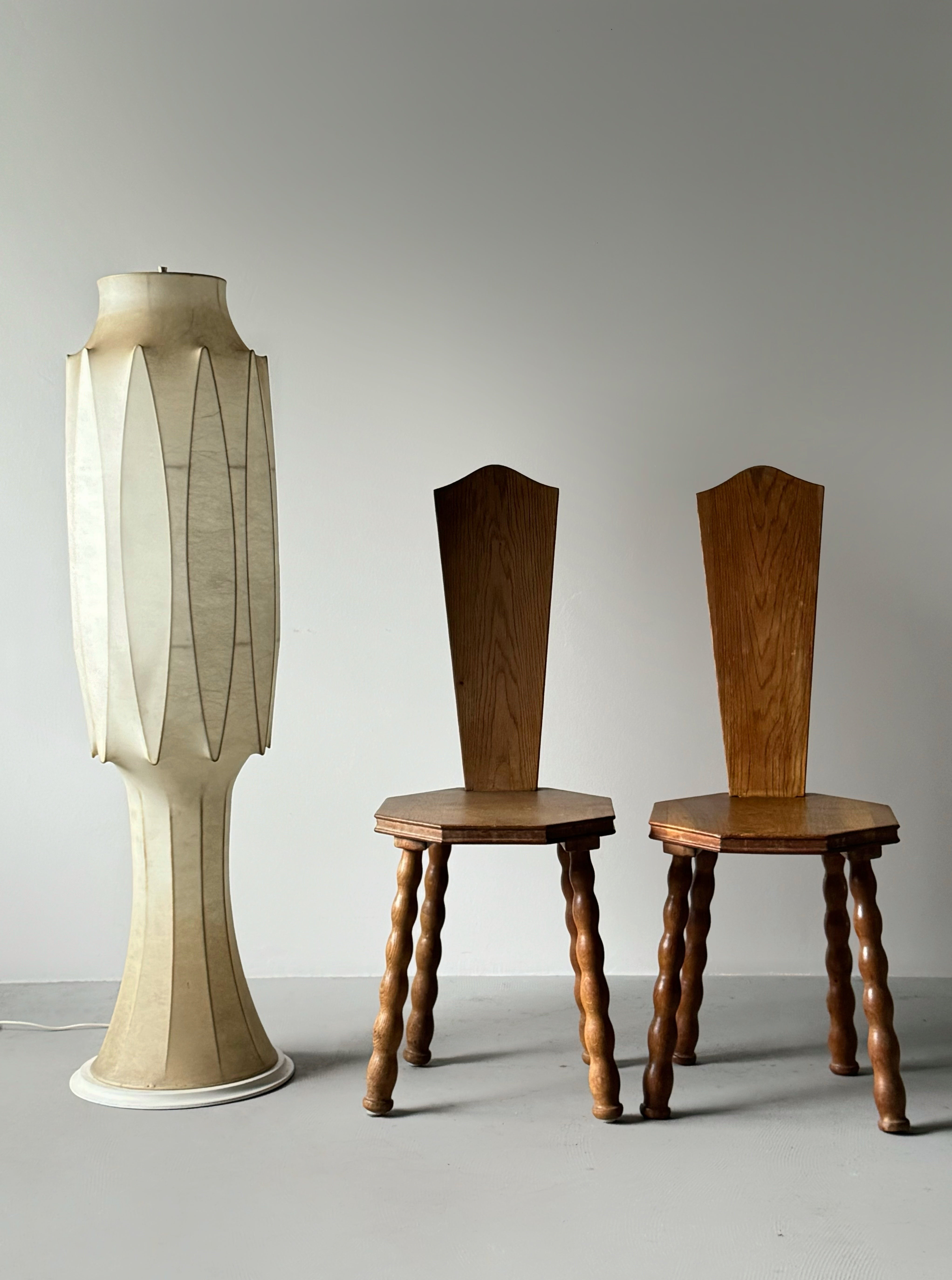 Large Sculptural Cocoon floor lamp for Flos