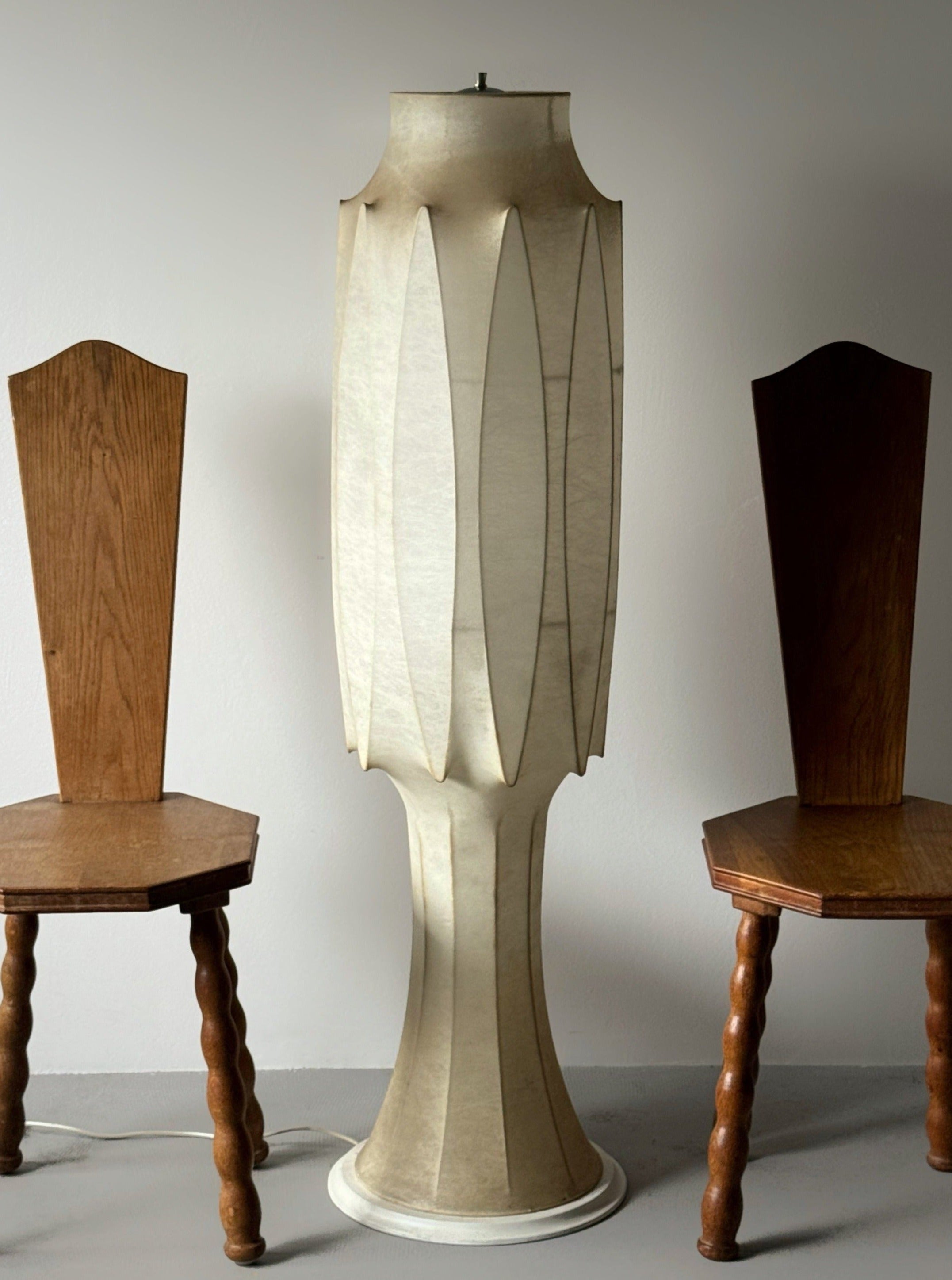 Large Sculptural Cocoon floor lamp for Flos
