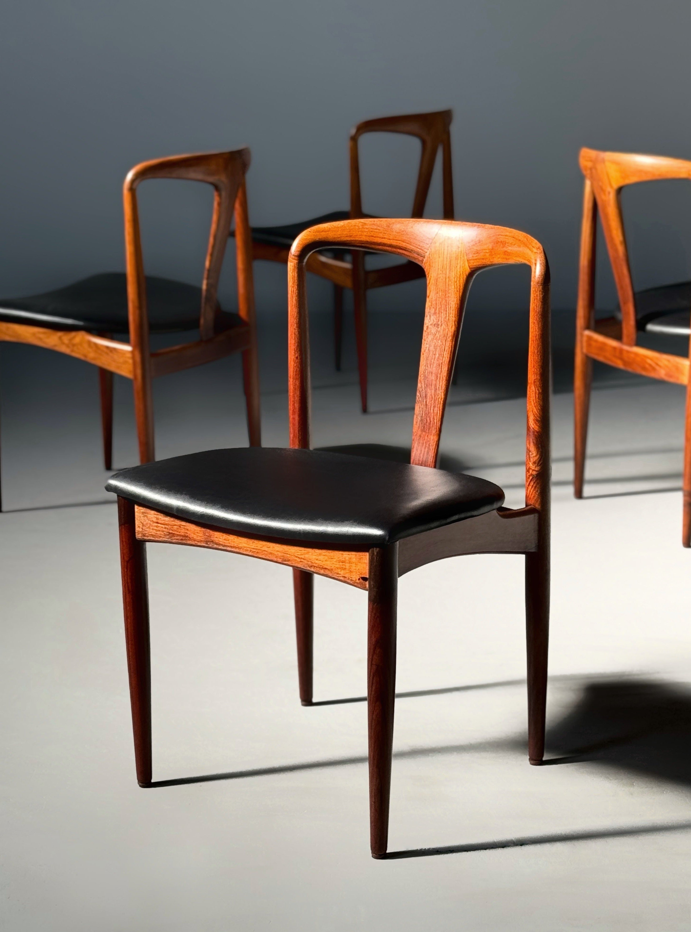 Set of 4 Juliane Chairs in Rosewood Designed By Johannes Andersen
