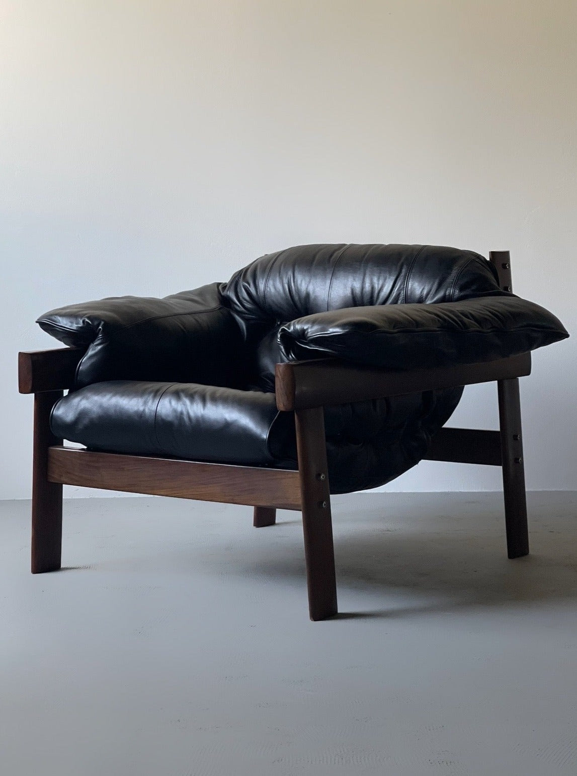 MP 41 Lounge Chair by Percival Lafer