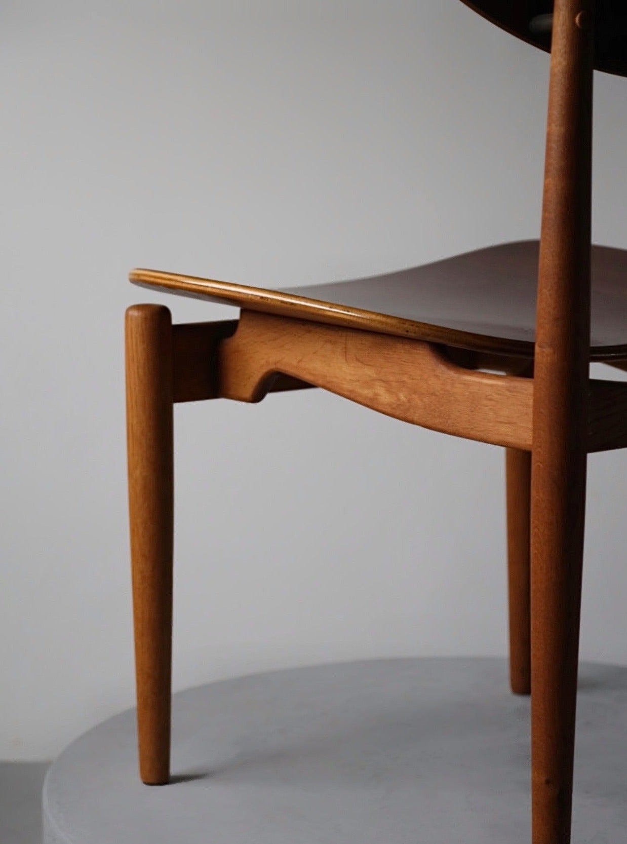 Reading chair model BO62 by Finn Juhl for Bovirke