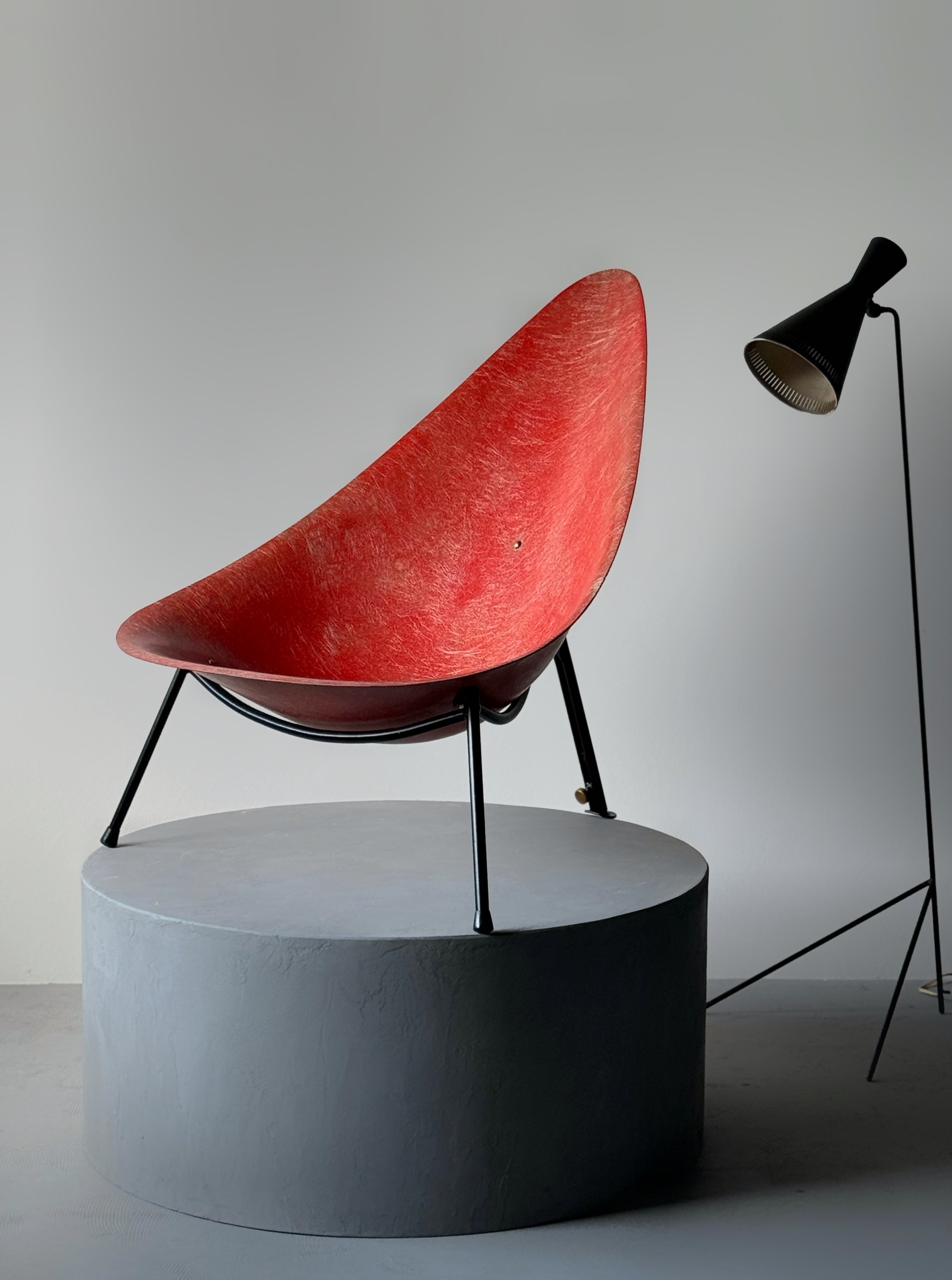 Early French Fiberglass Lounge Chair in red for Ed Merat 1956