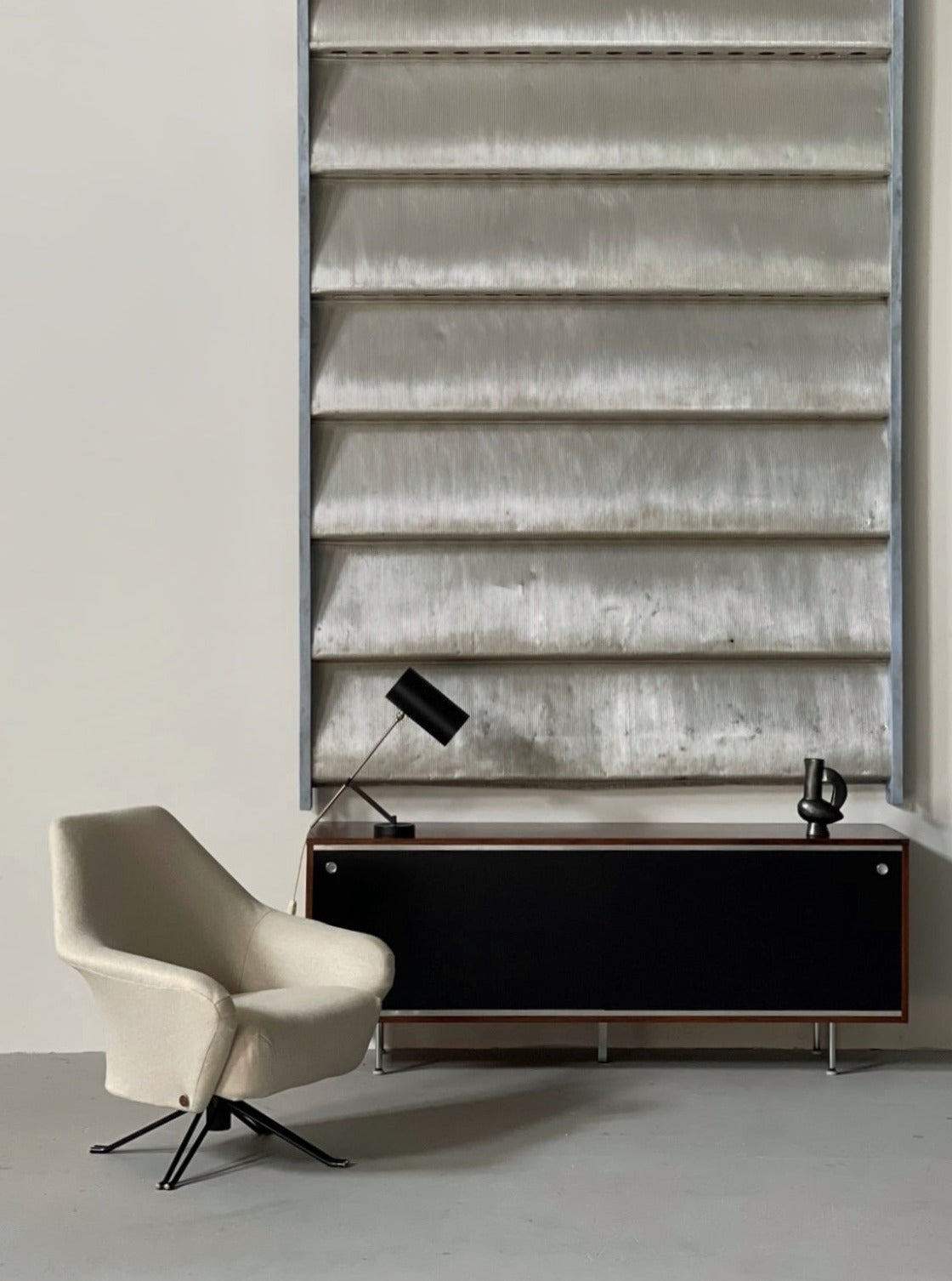 P32 Swivel Chair by Osvaldo Borsani for Tecno