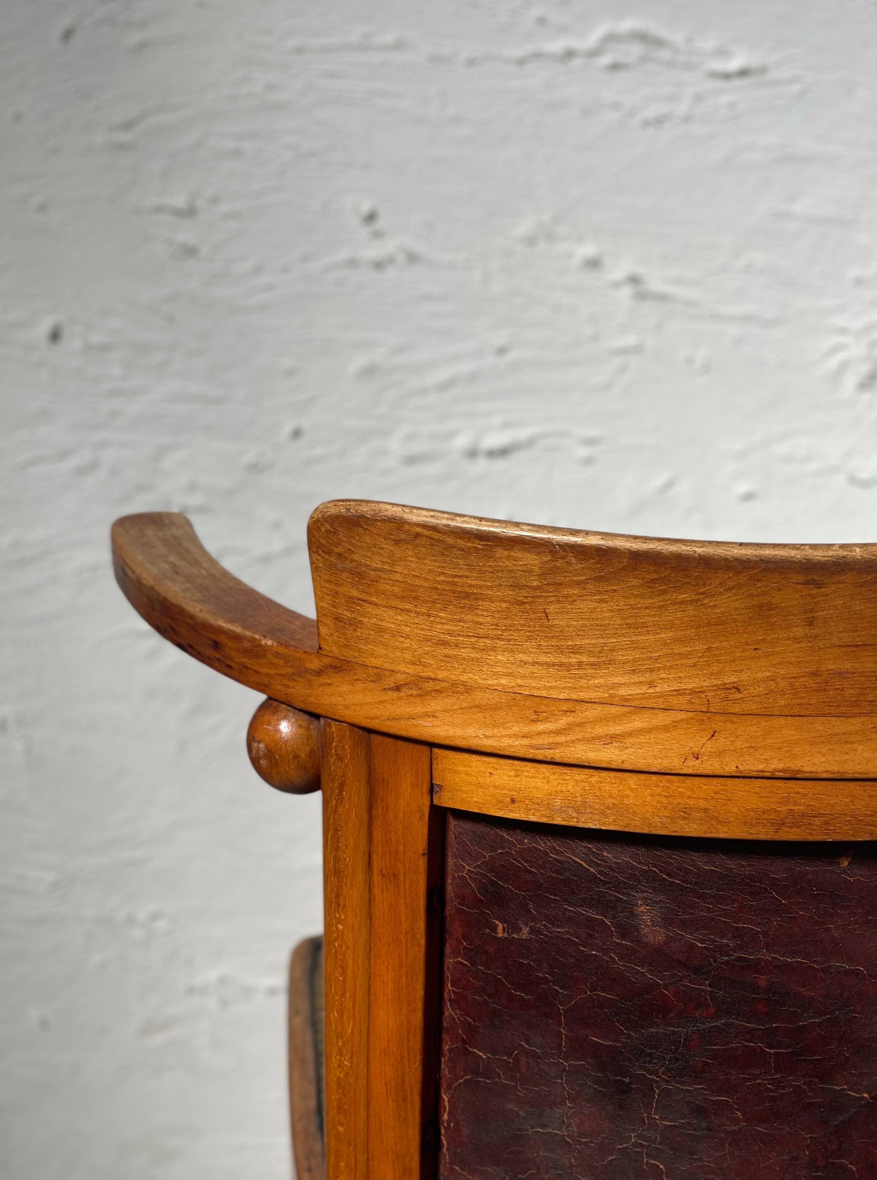 Fledermaus chair by Josef Hoffmann