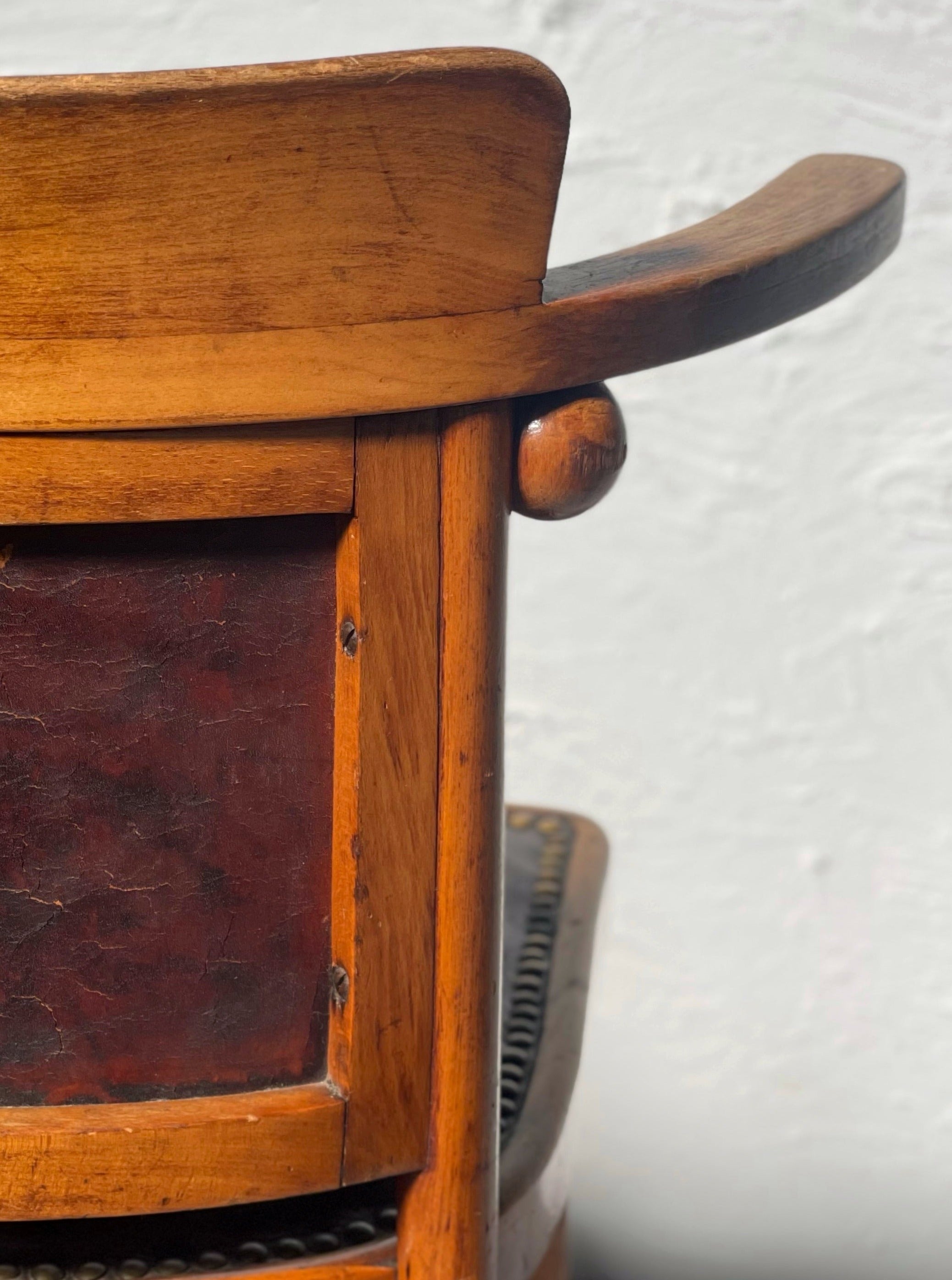 Fledermaus chair by Josef Hoffmann