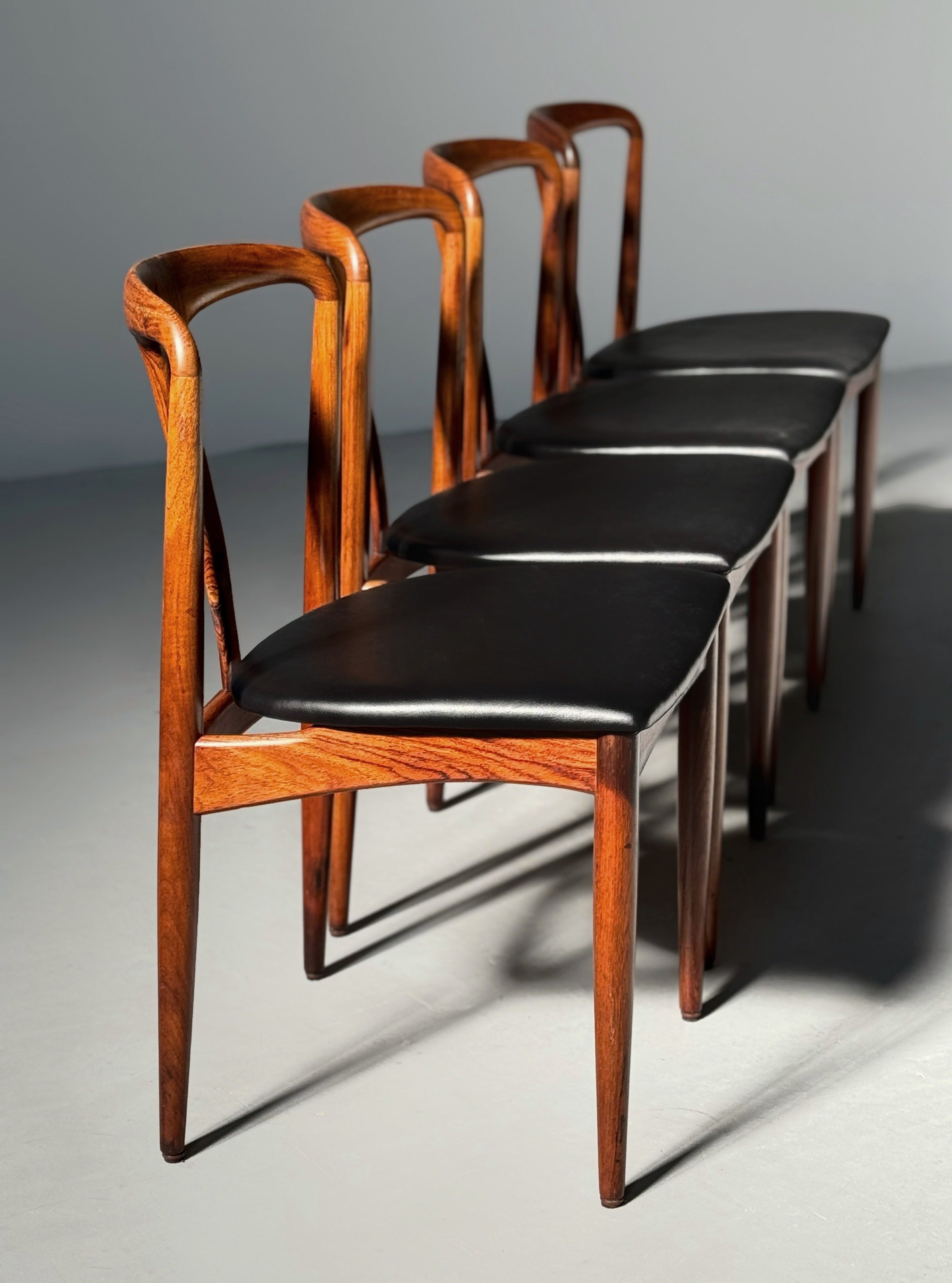 Set of 4 Juliane Chairs in Rosewood Designed By Johannes Andersen