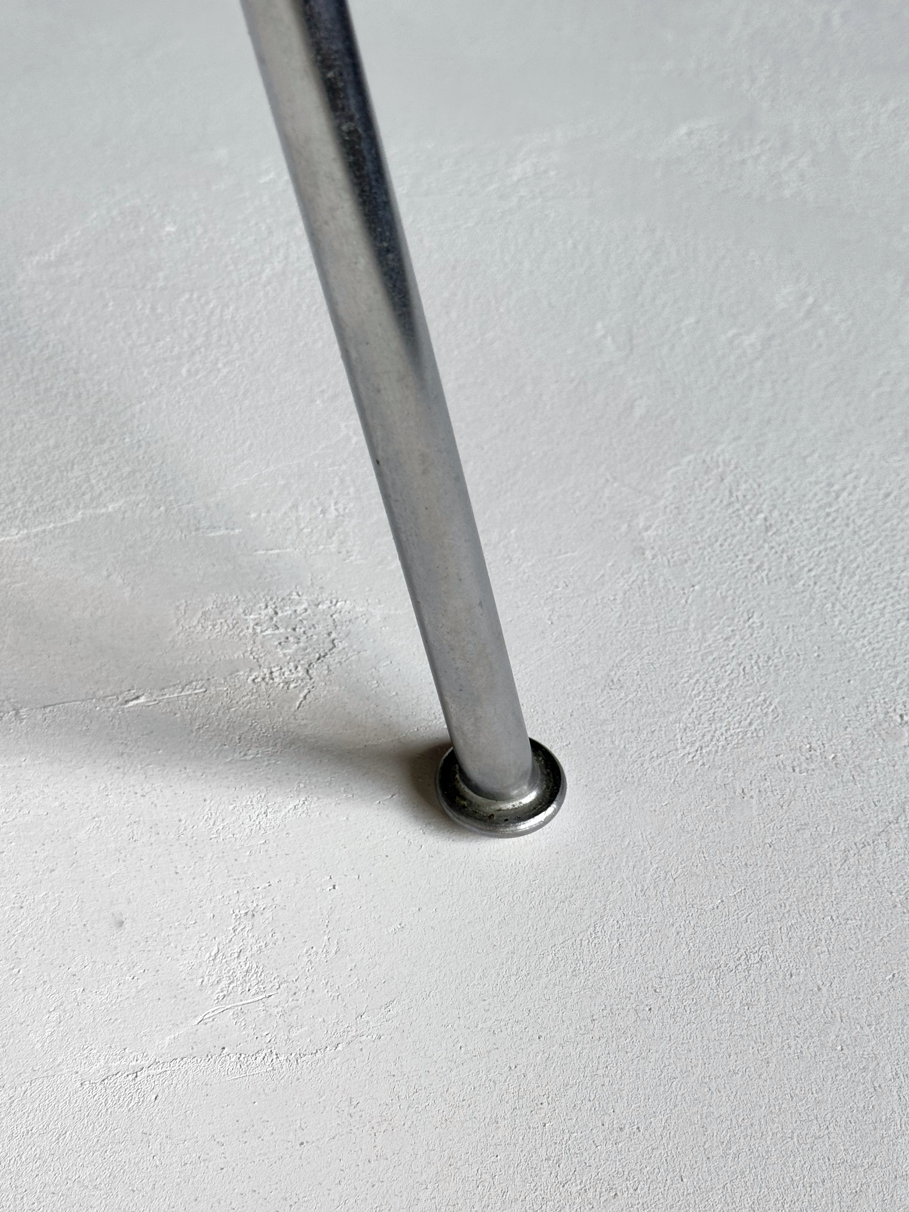 Model 3318 the Pot lounge chair by Arne Jacobsen