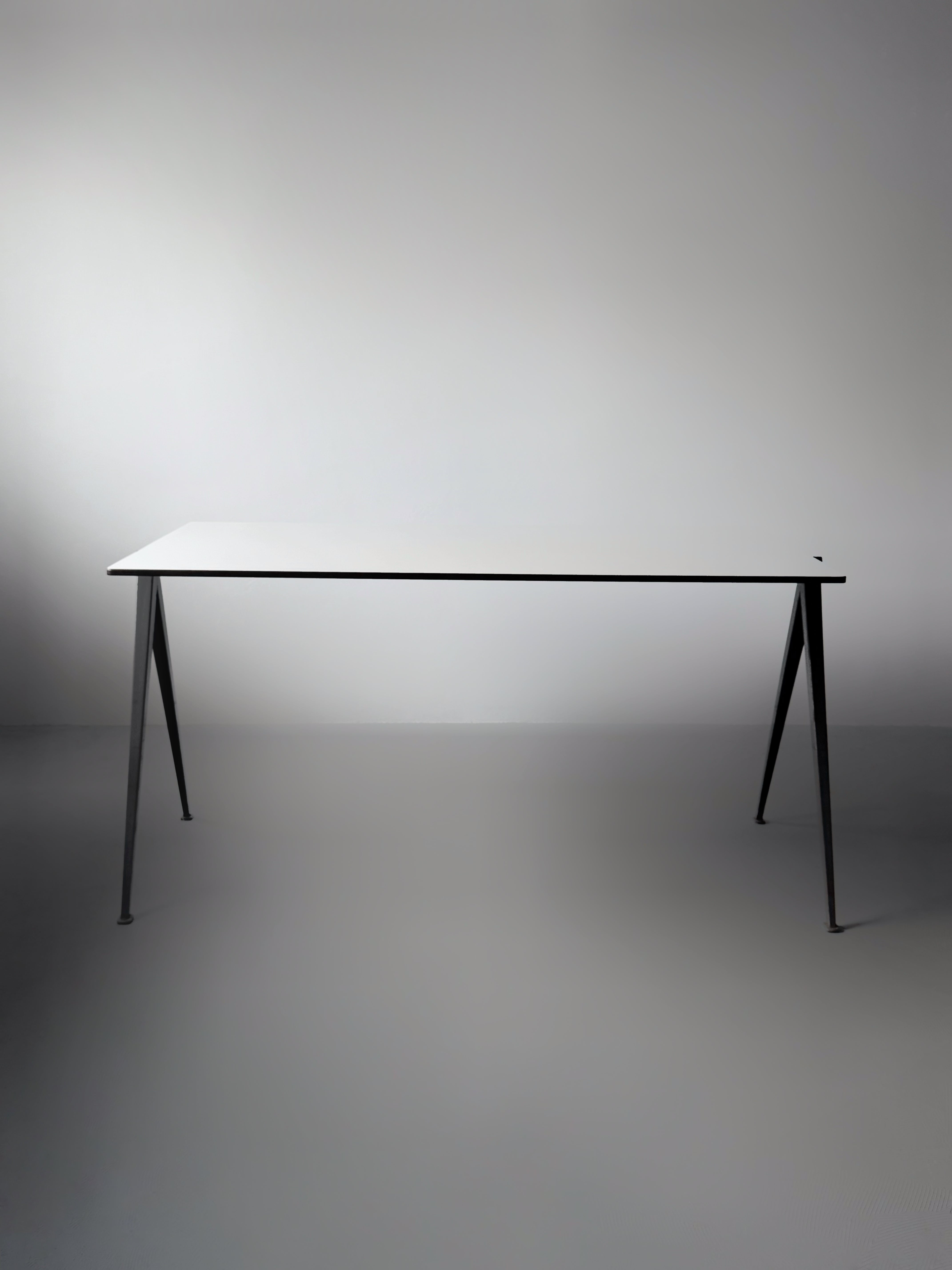 Pyramid Table by Wim Rietveld for Ahrend de Cirkel