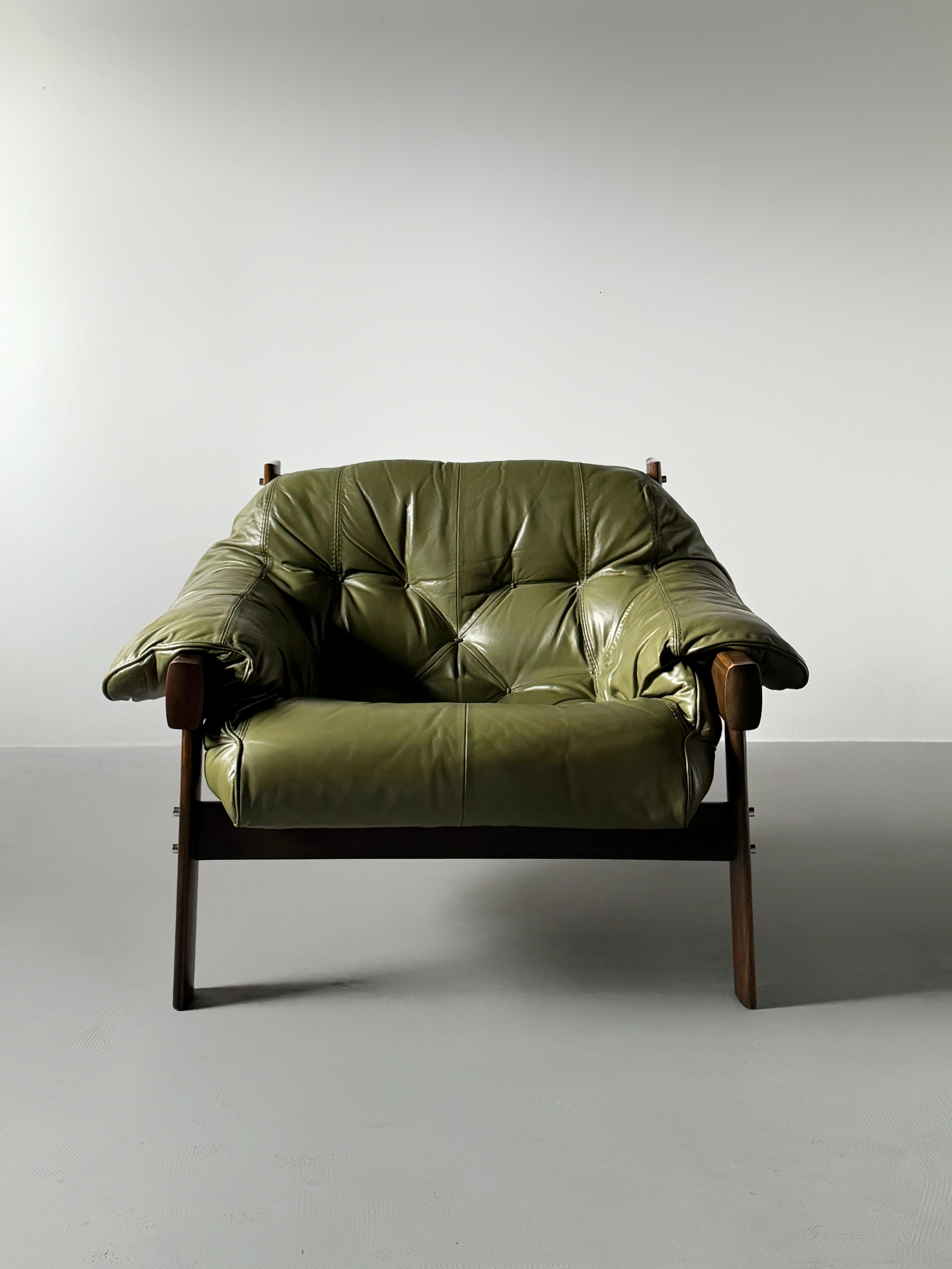 MP 41 Lounge Chair by Percival Lafer