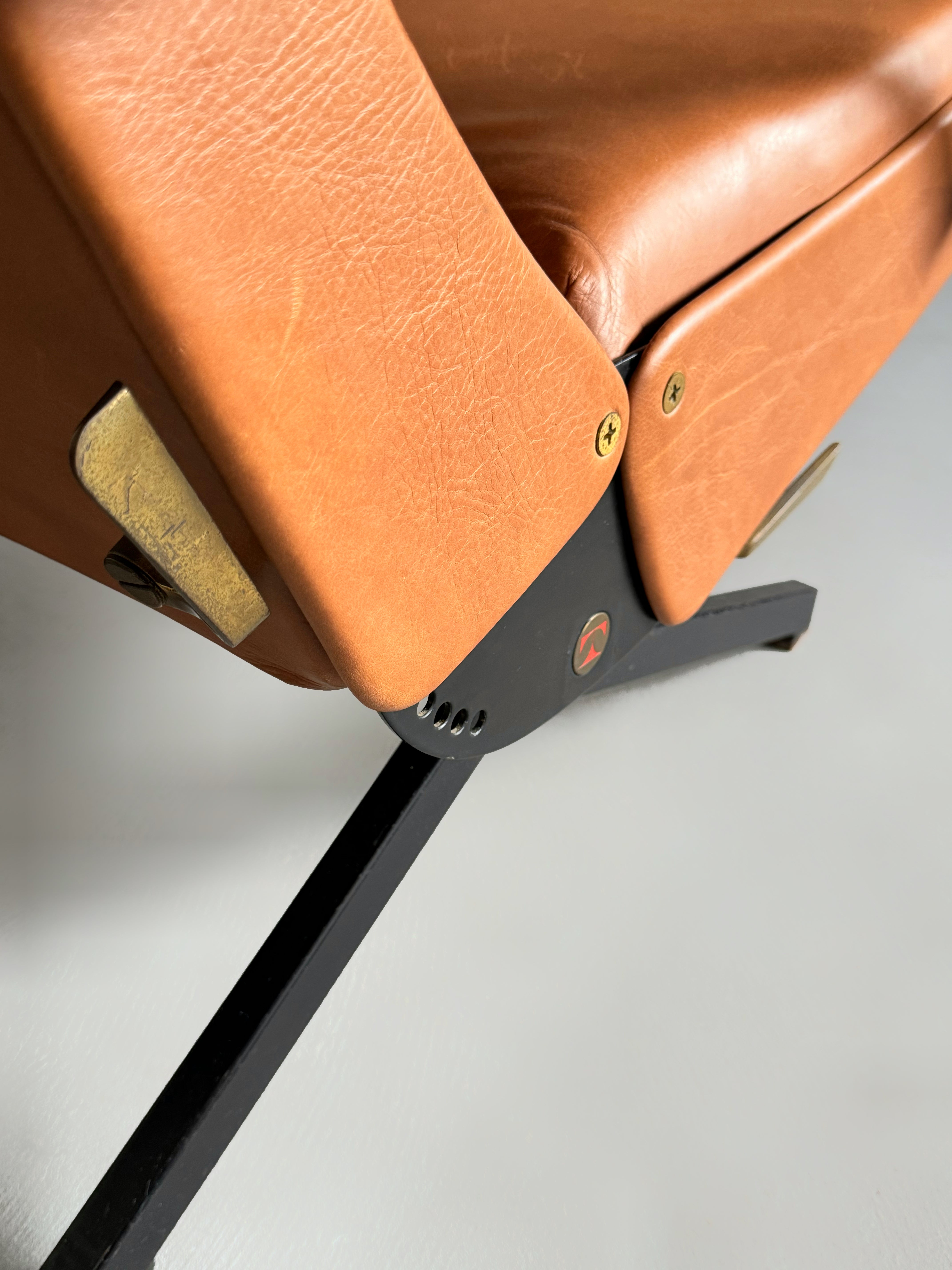 P40 Lounge Chair by Osvaldo Borsani for Tecno