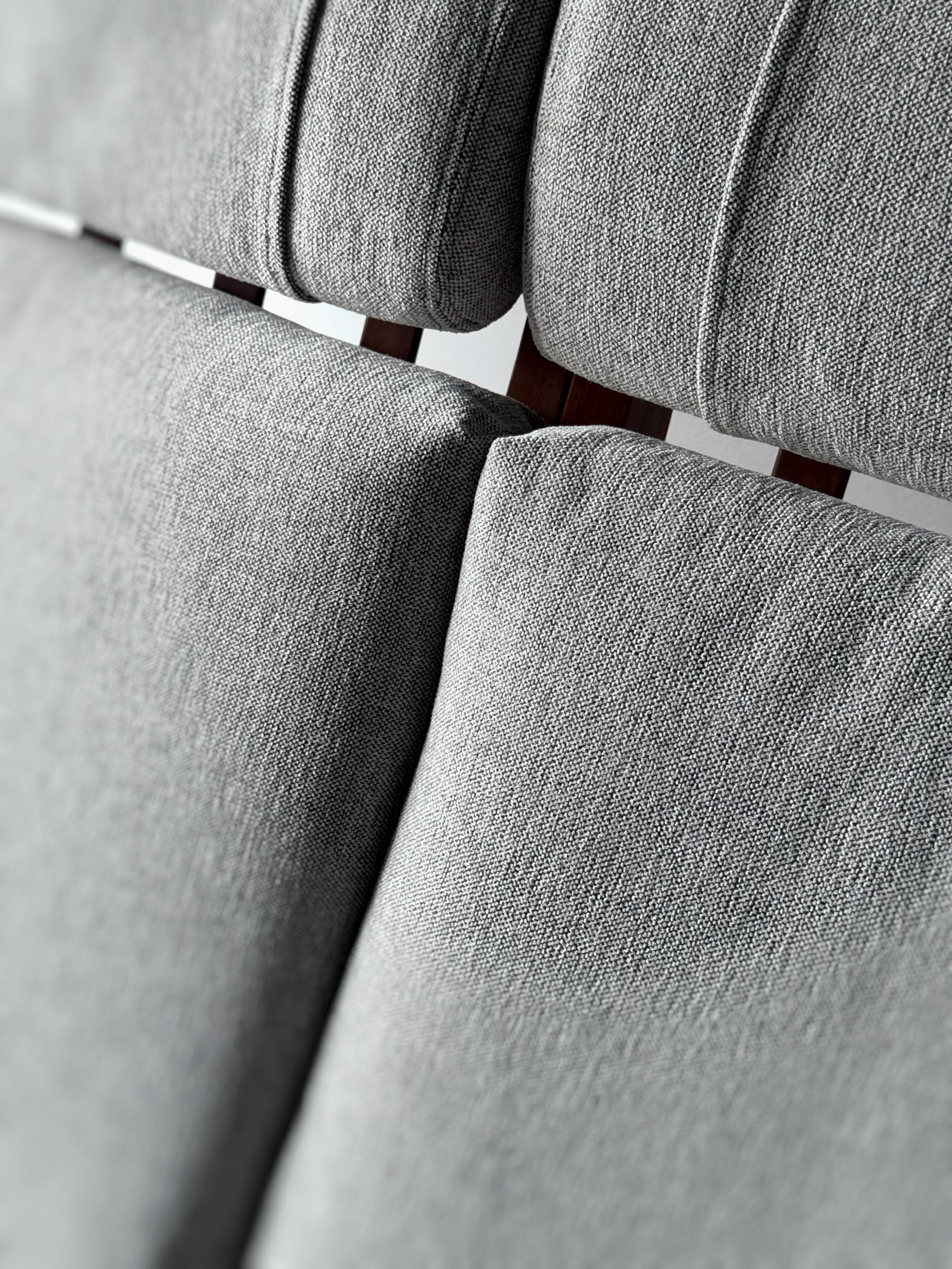 GE-375 3seater byHans J. Wegner