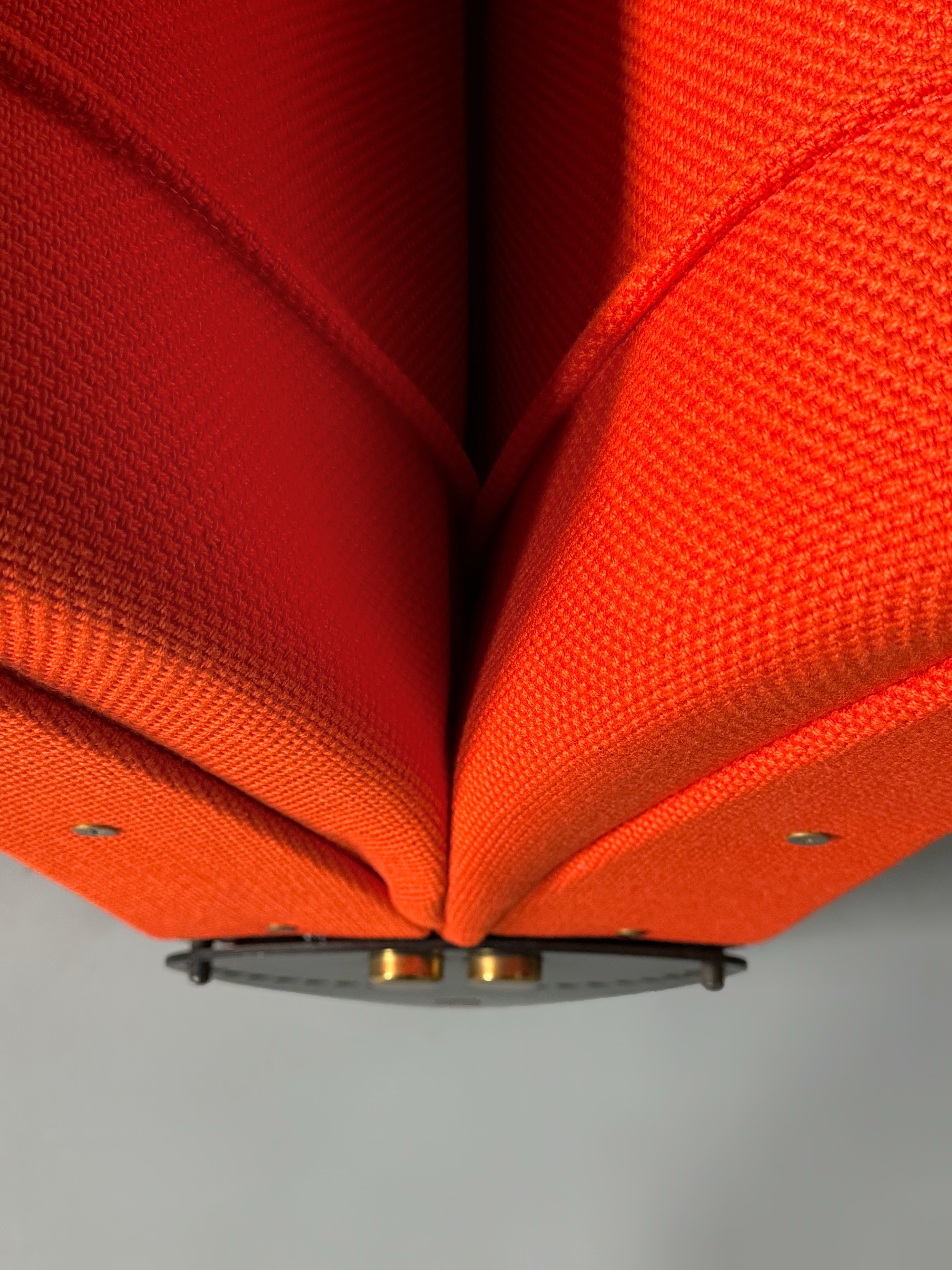 Sofa model D70 by Osvaldo Borsani for Tecno, Italy