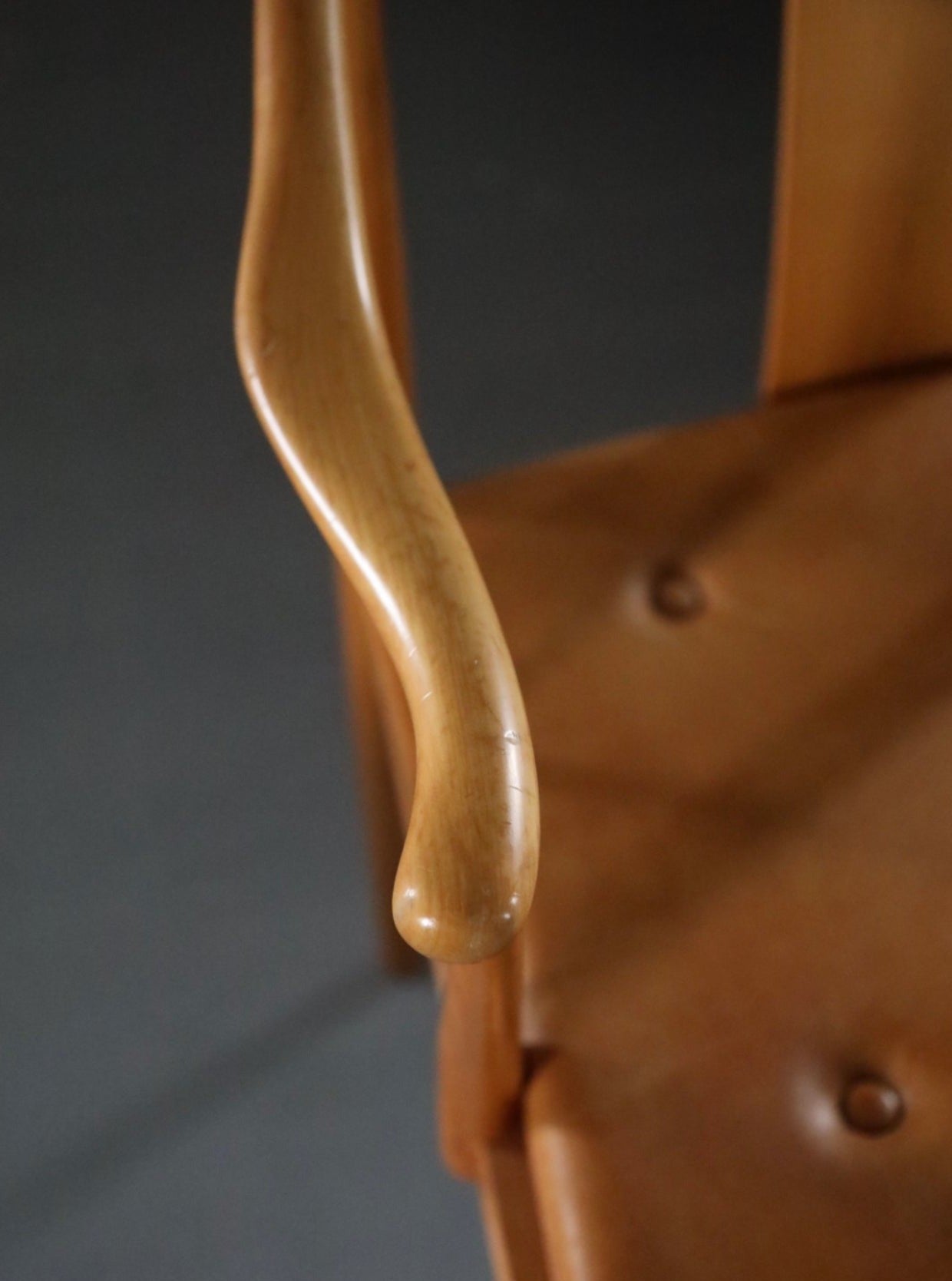 Model 4283 China chair by Hans J. Wegner